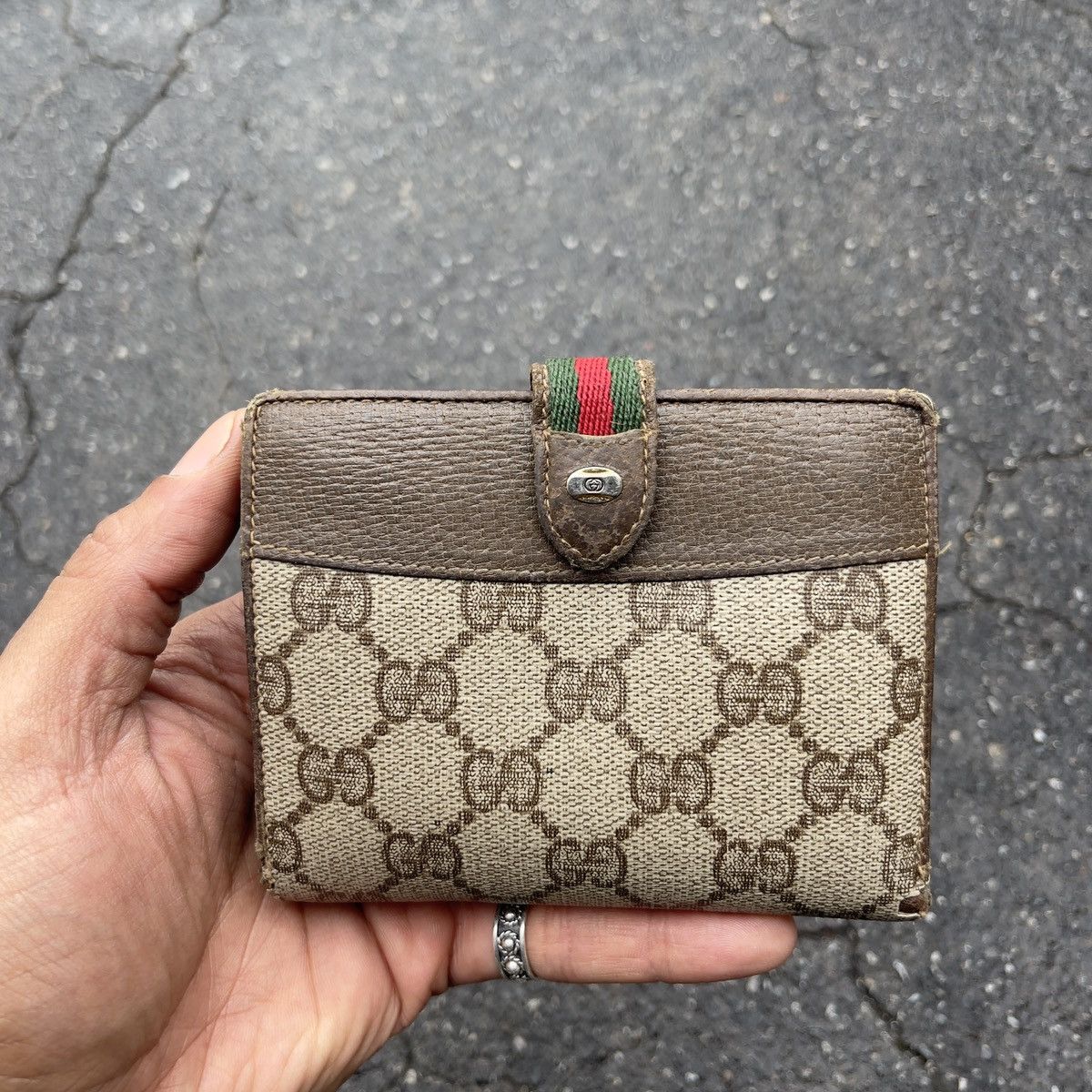 Gucci × Vintage Vintage GUCCI Leather Monogram Tri-Fold Wallet Size ONE SIZE - 1 Thumbnail