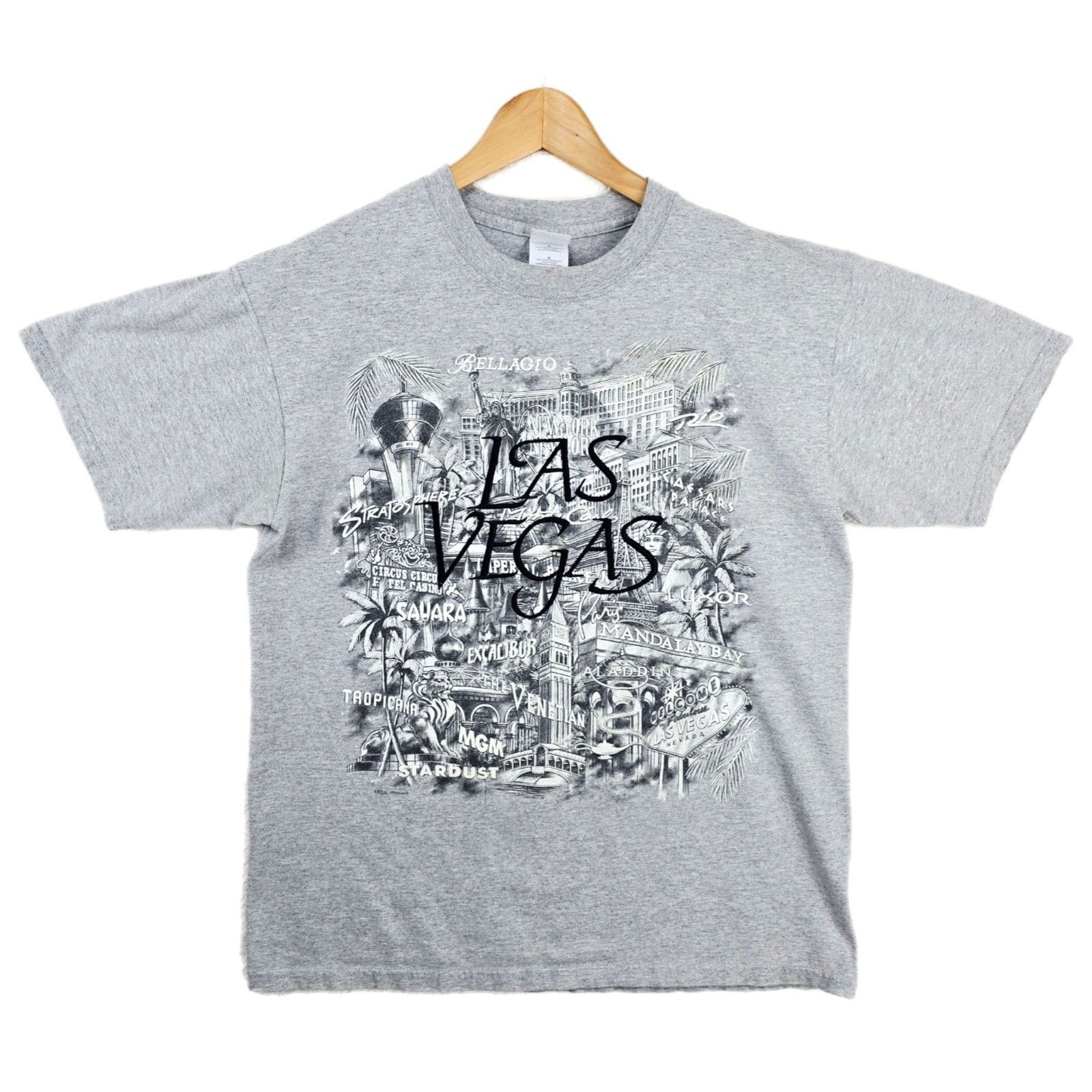 Gildan Vintage Las Vegas Strip Casinos Shirt Large Gray Bellagio Size US L / EU 52-54 / 3 - 1 Thumbnail