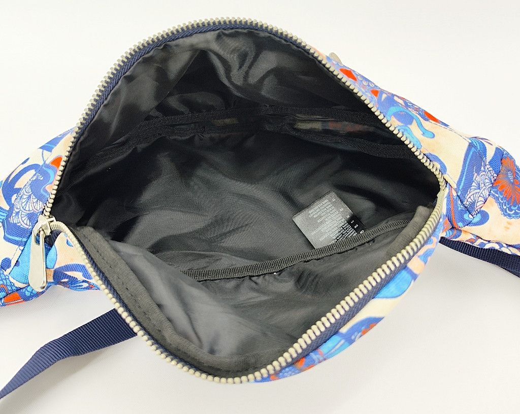 Other MONKI chest waist bag with Japanese theme graphic Size ONE SIZE - 2 Thumbnail