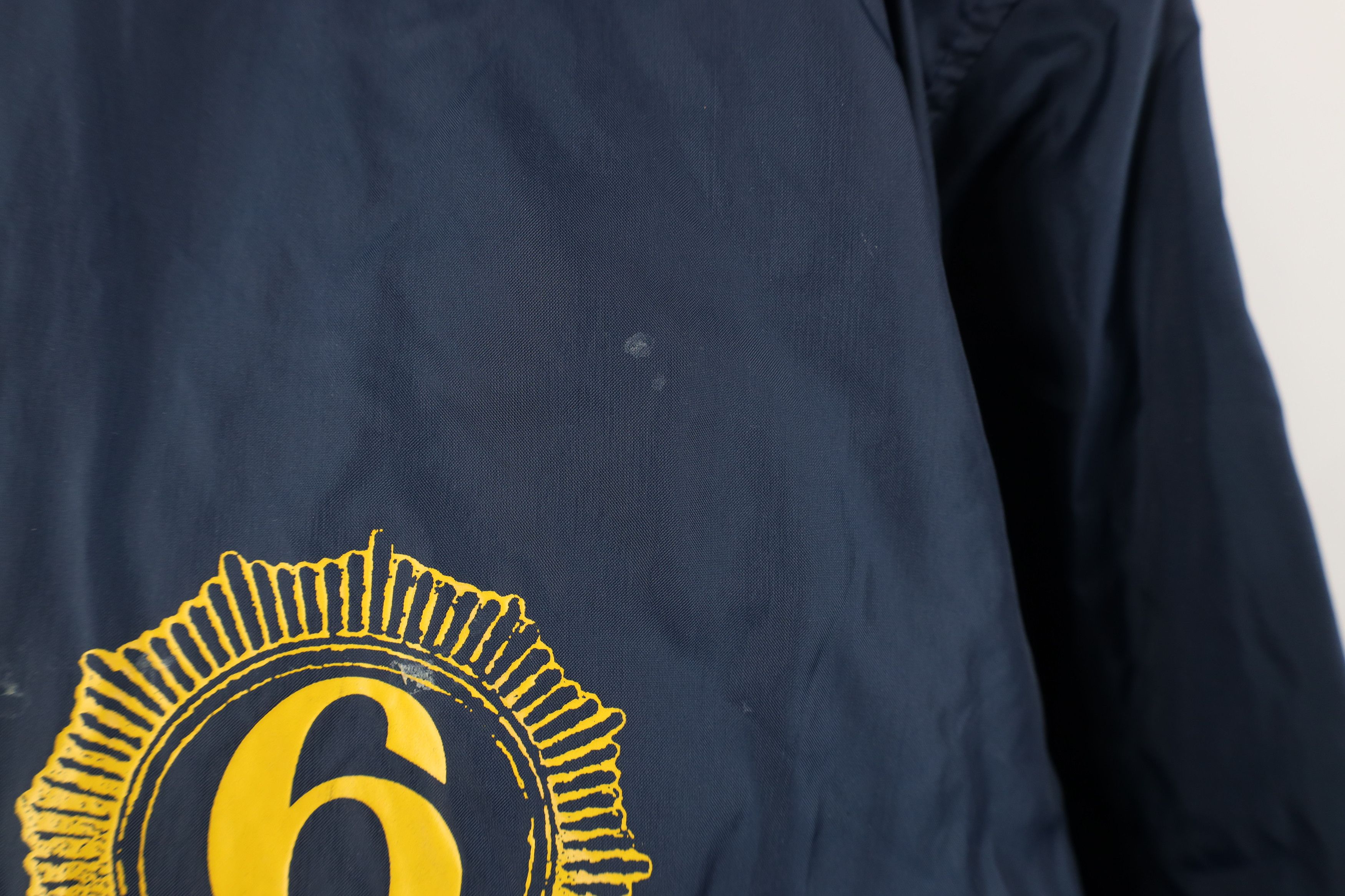 Vintage Vintage 90s WPVFTV NYPD Blue TV Show Lined Hooded Jacket USA Size US L / EU 52-54 / 3 - 5 Thumbnail
