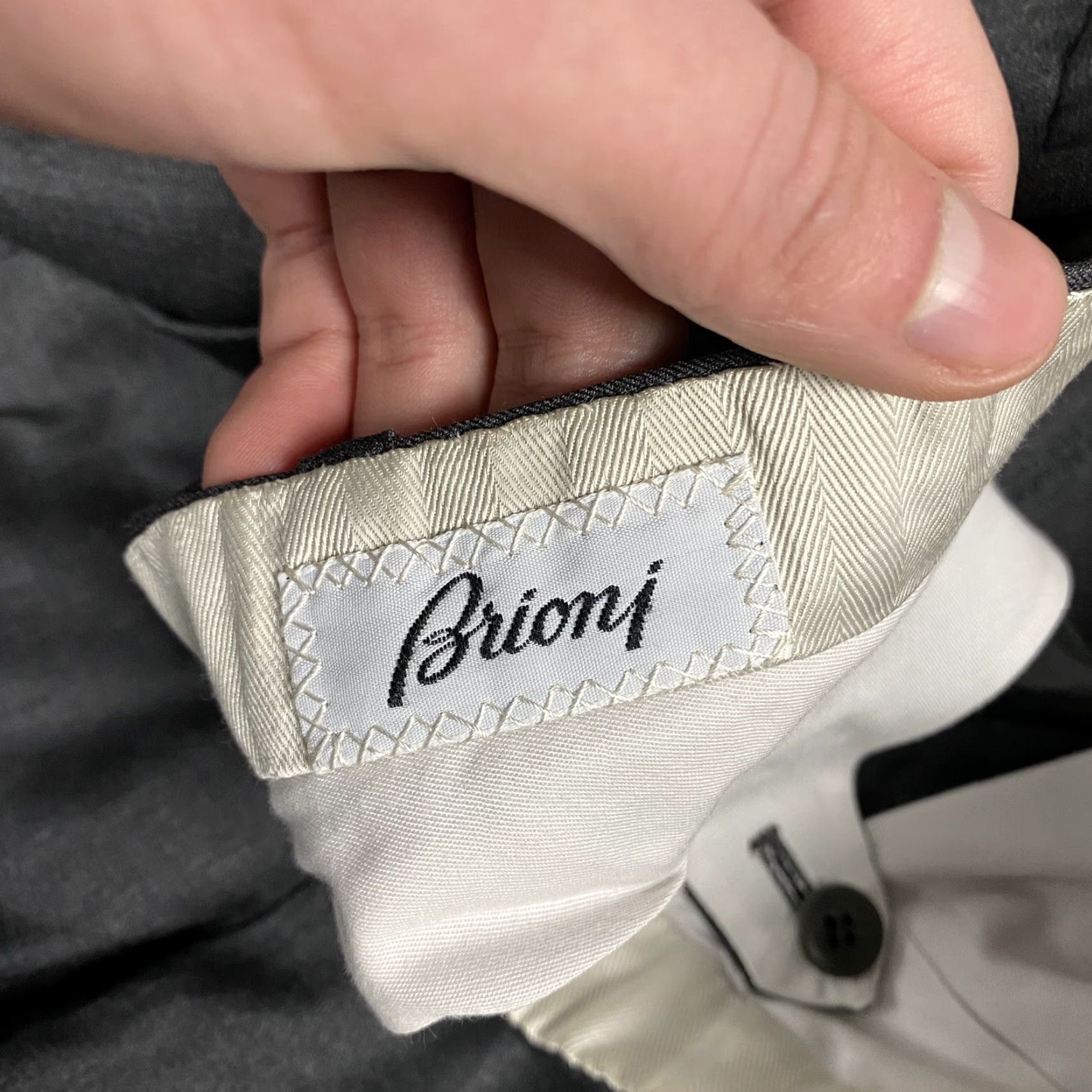 Brioni VINTAGE BRIONI ITALY MENS DRESS PANTS WOOL PLEATED FRONT GRAY 36 CLASSIC Size US 36 / EU 52 - 5 Thumbnail