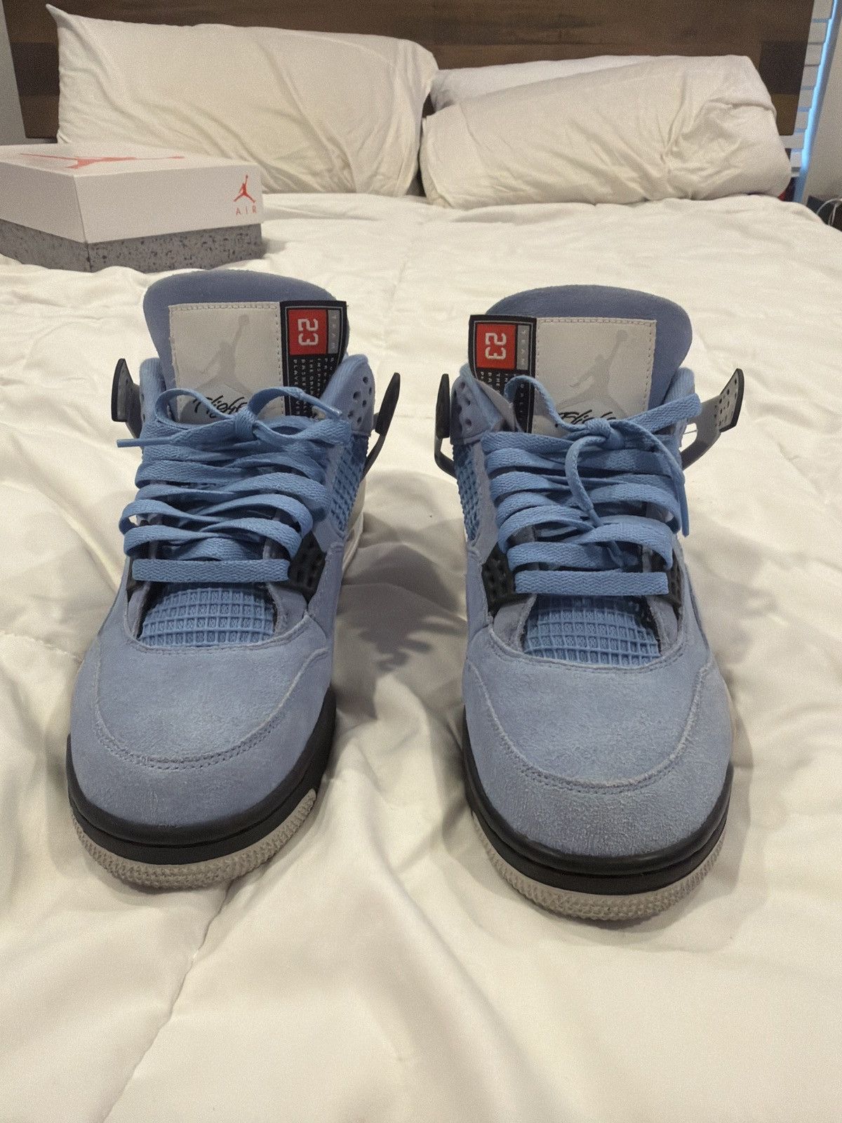 Jordan Brand AirJordan 4 Retro ‘University Blue’ Size US 9.5 / EU 42-43 - 3 Thumbnail