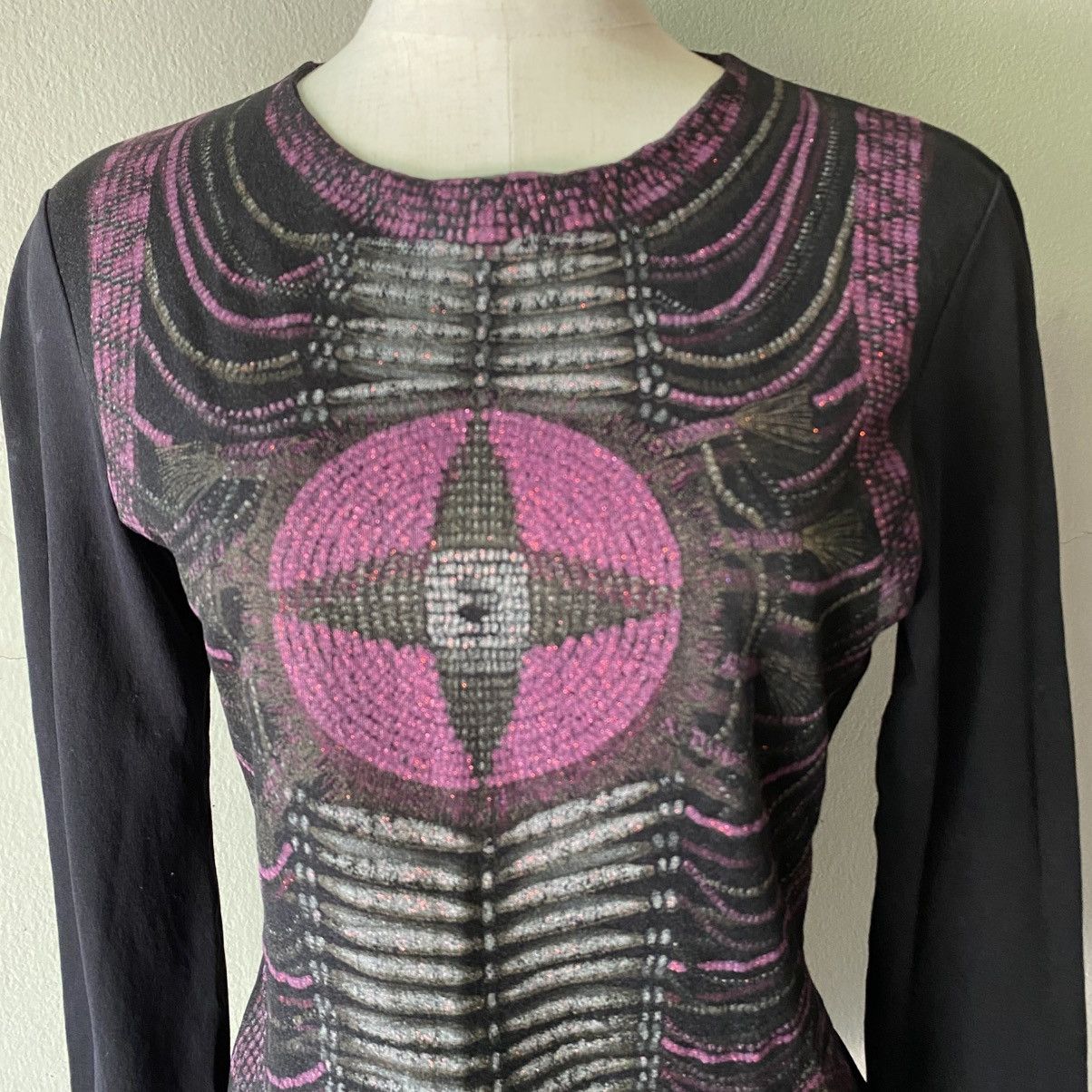 Morgan Homme MORGAN Y2K Black Sheer Top with Purple Graphic Print Size S / US 4 / IT 40 - 18 Thumbnail