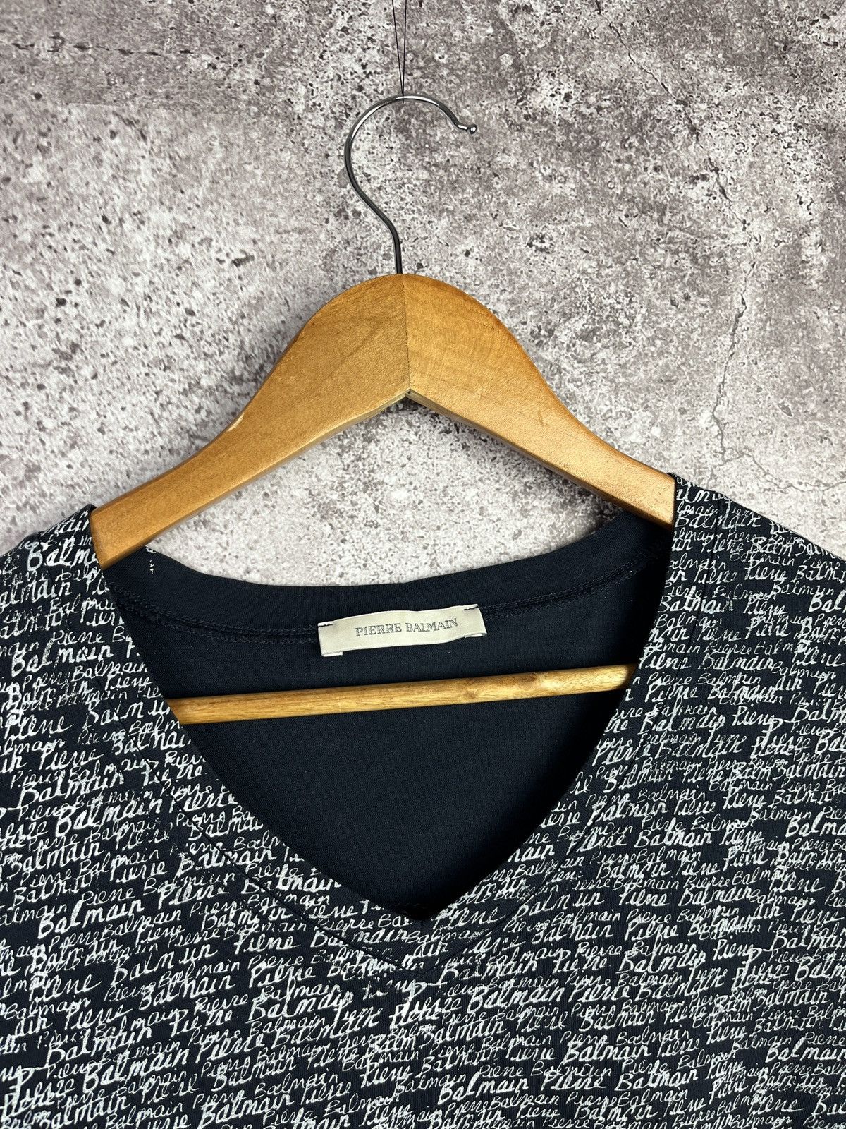 Pierre Balmain Monogram Logo T-Shirt Size US L / EU 52-54 / 3 - 2 Thumbnail
