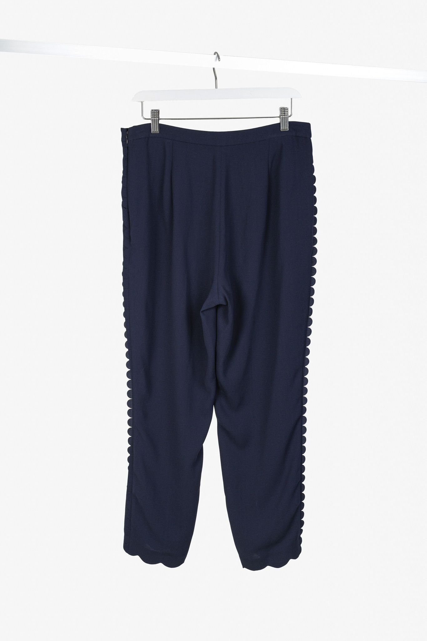 Ted Baker Ted Baker Dyanni Navy Scallop Hem Jogger Pants Size 32" / US 10 / IT 46 - 2 Thumbnail