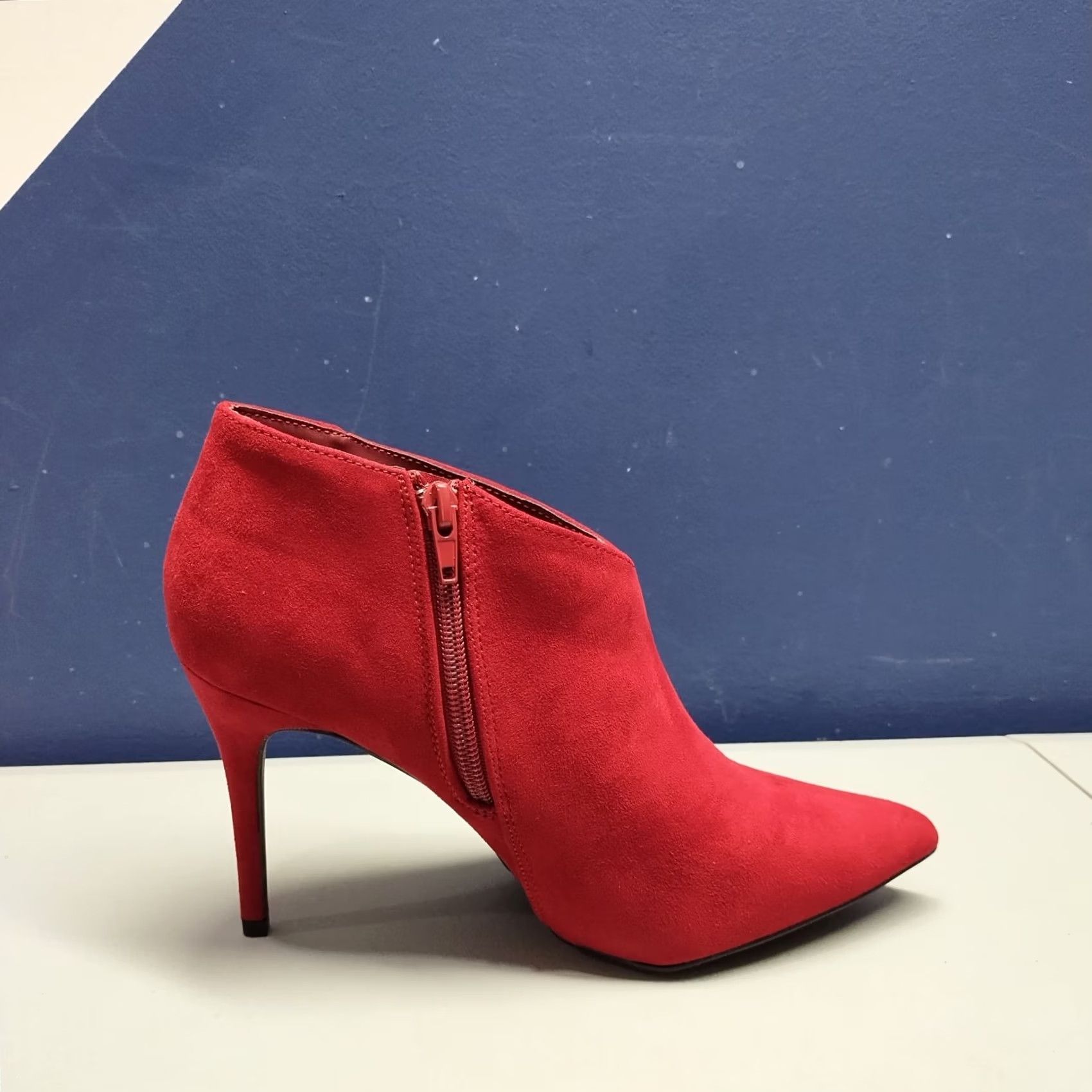 Vintage Journee Collection Demmi Stiletto Heeled Booties Womens 9 Red Pointed Toe EUC - Womens Shoes 9 Red Stiletto Booties Demmi EUC Size US 9 / IT 39 - 5 Thumbnail