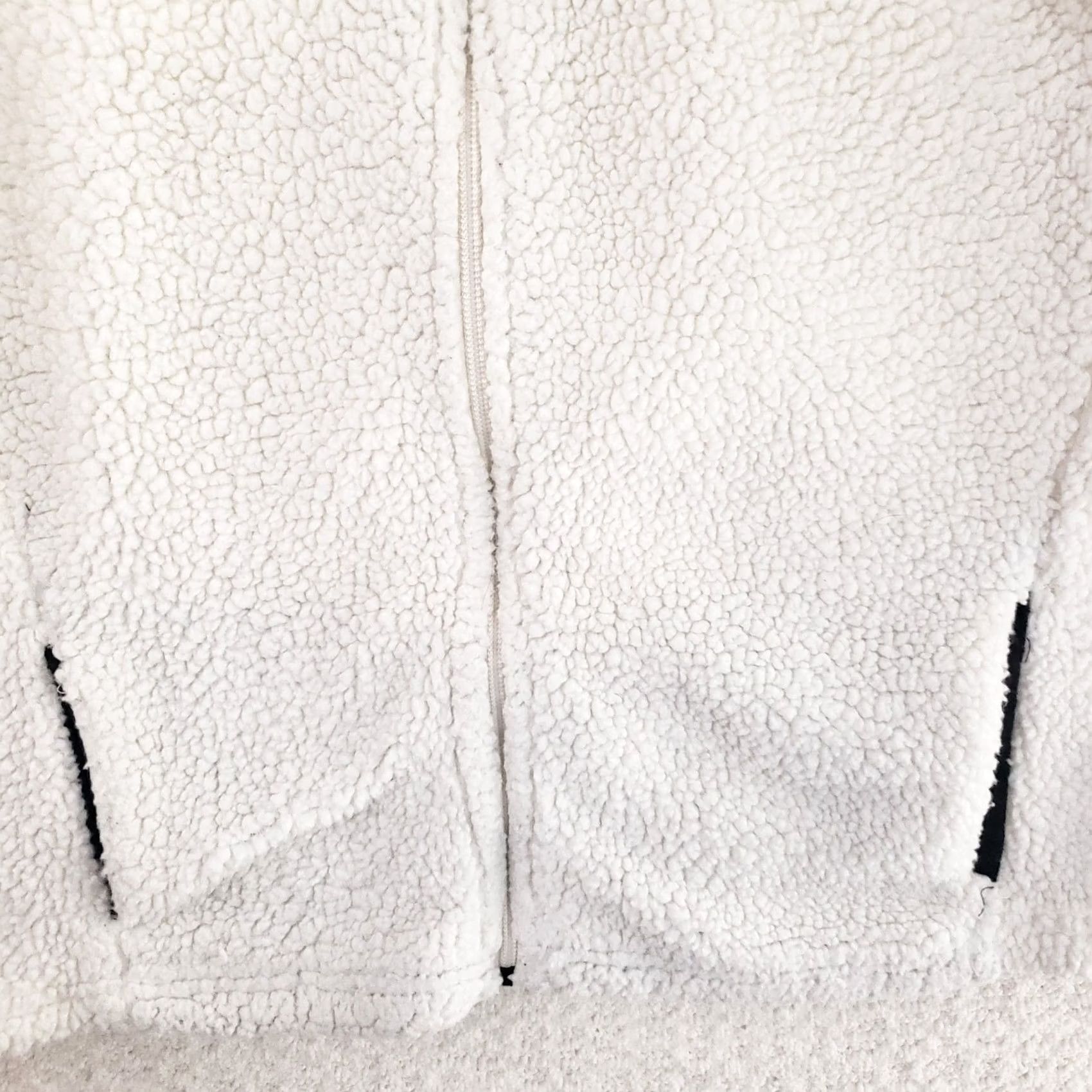 Vintage Clemson Tigers Sherpa Fleece Pullover Mock Neck 1/4 Zip Women's M White Orange Logo Embroidered Pullover Sweater Jackets Size M / US 6-8 / IT 42-44 - 4 Thumbnail