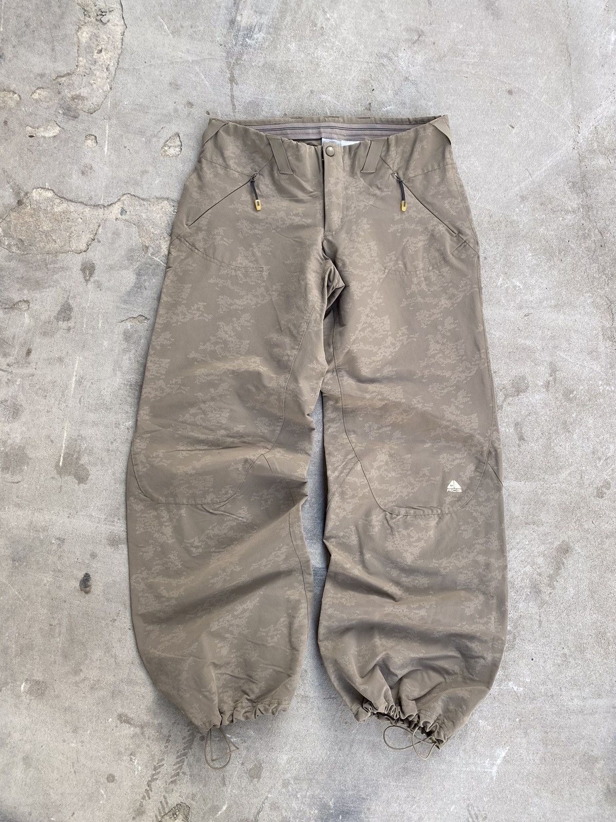 image of Vintage Nike Acg Baggy Camo Pants, Men's (Size 30)