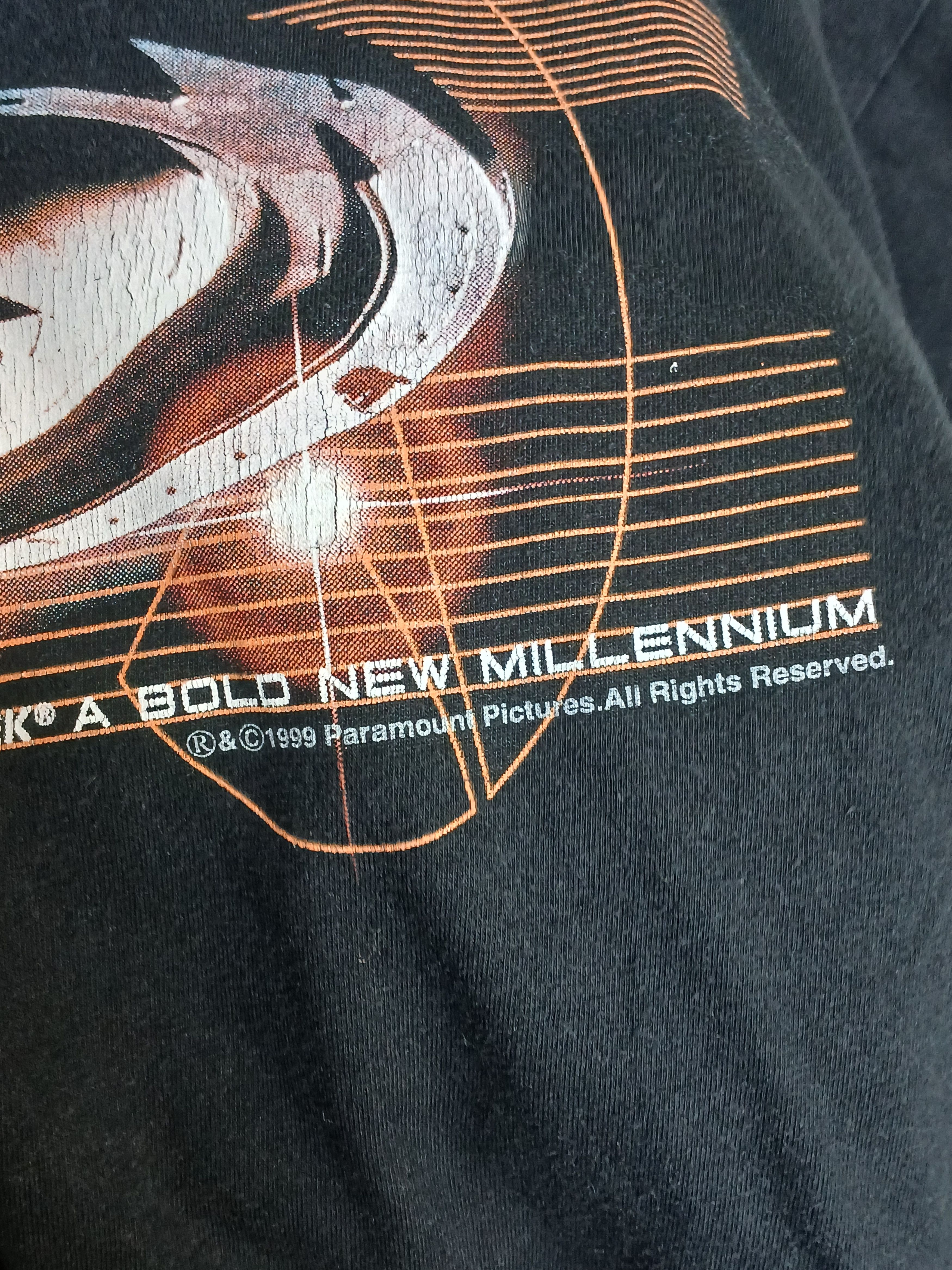 Vintage Vintage 1999 Star Trek Movie T-Shirt Size US XL / EU 56 / 4 - 4 Thumbnail
