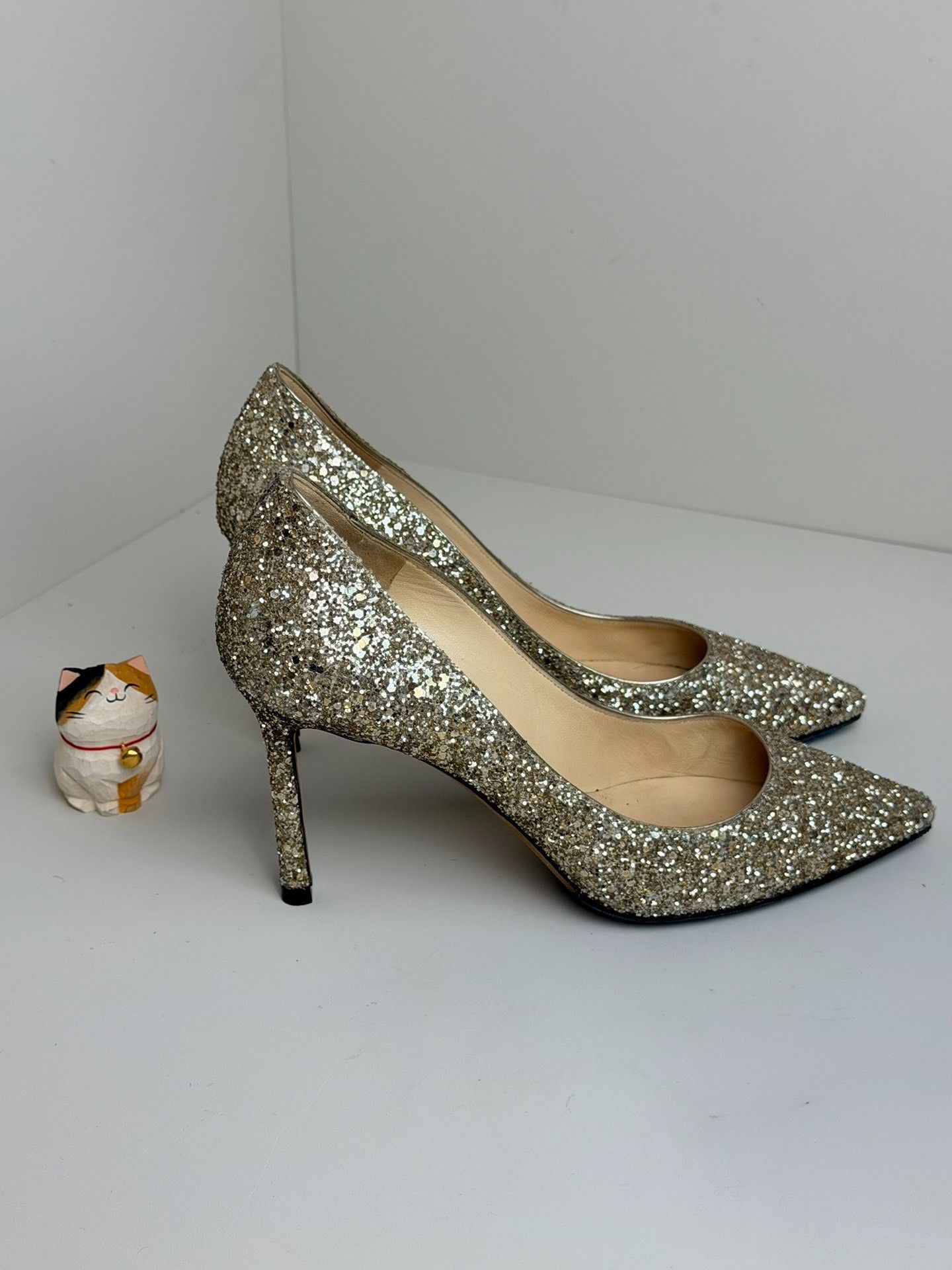 Jimmy Choo Jimmy Choo Gold Lowtop Sneakers us_7 Women Size US 7 / IT 37 - 1 Thumbnail
