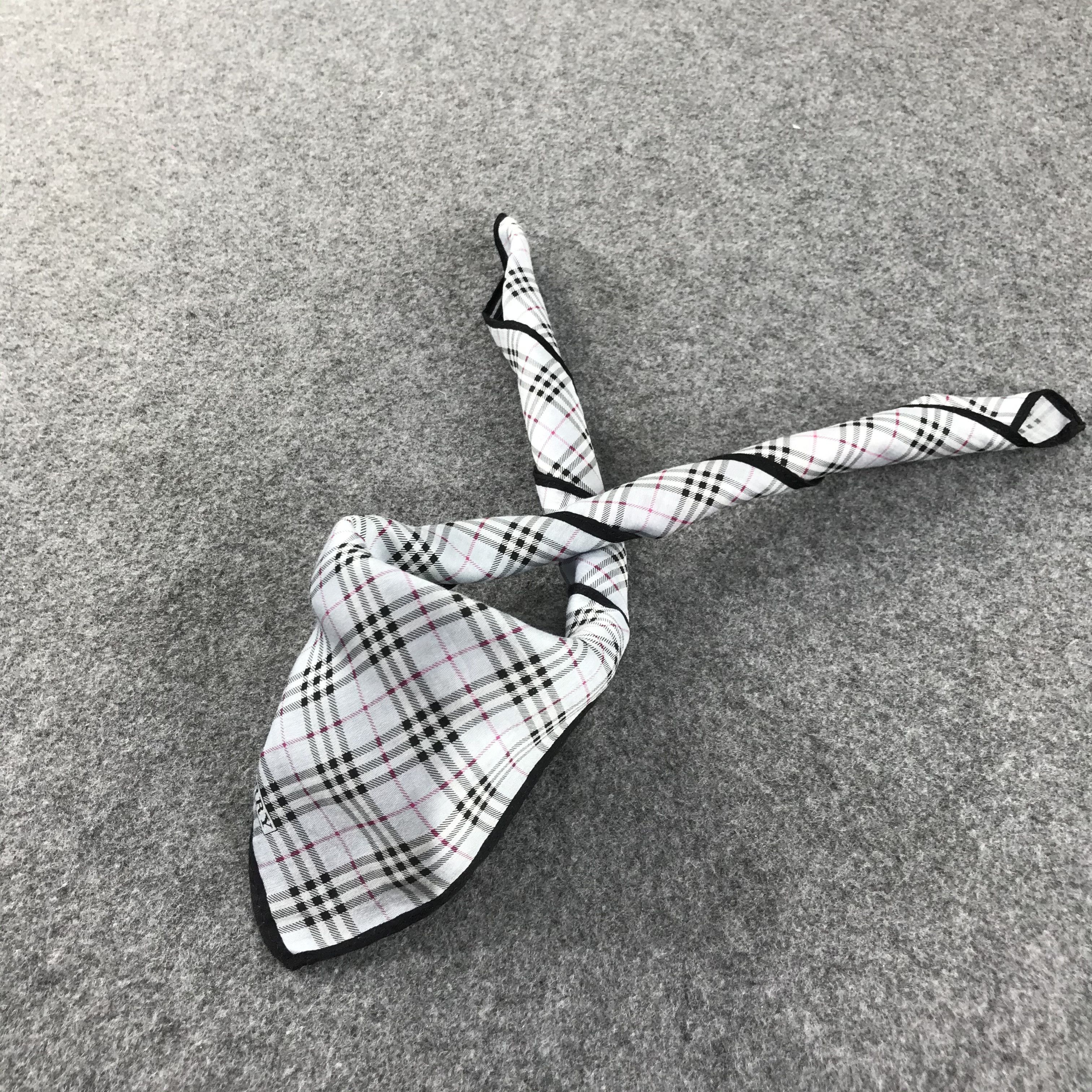 Burberry Burberry Handkerchief Neckerchief Bandana H129 Size ONE SIZE - 3 Thumbnail