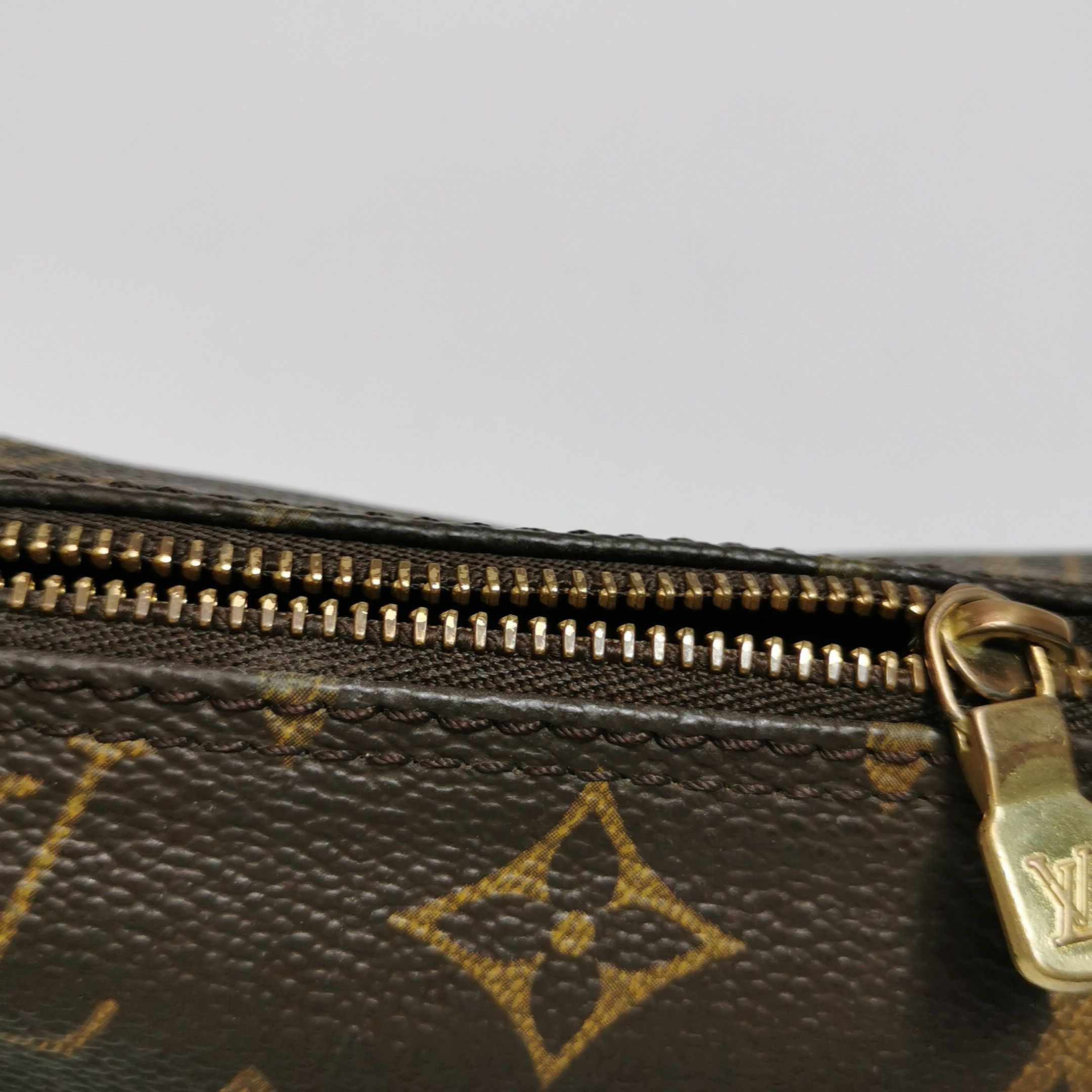 Louis Vuitton Louis Vuitton (LV) Papillon Mini Cowhide Monogram Printed D Size ONE SIZE - 3 Thumbnail