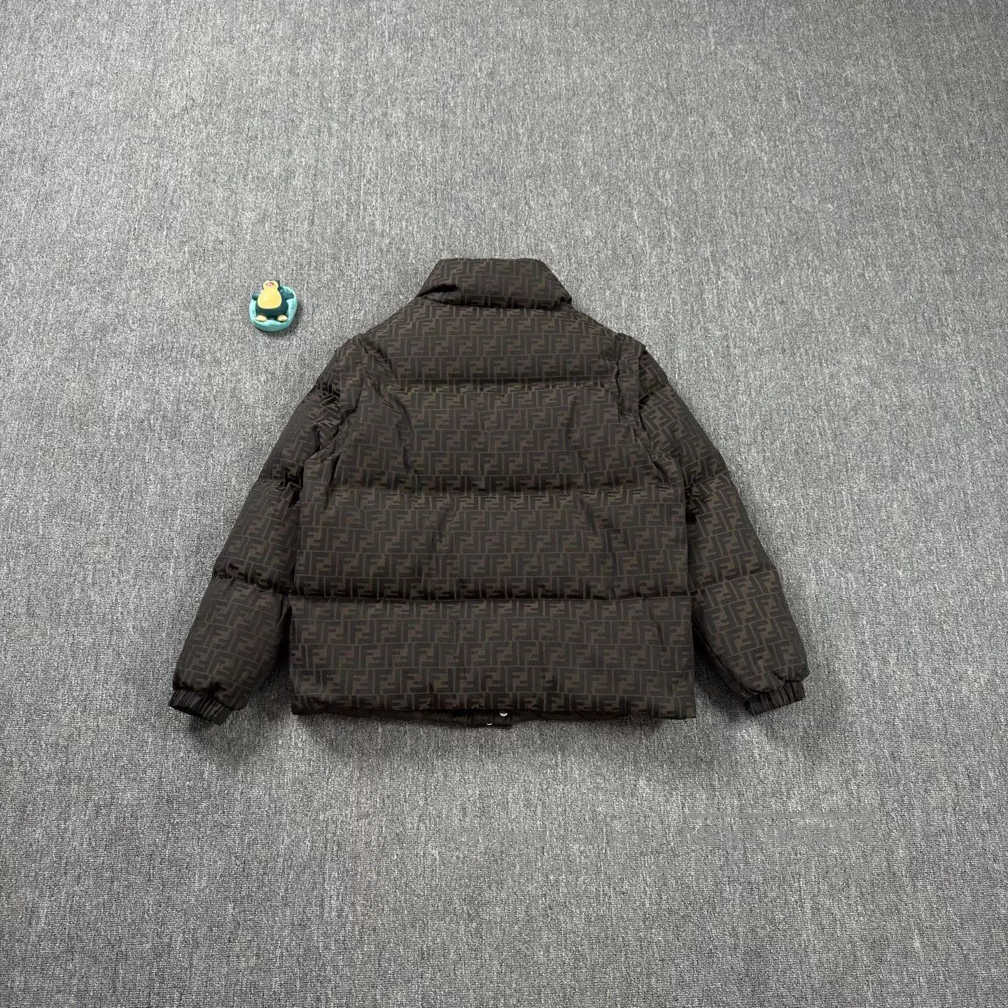 Fendi Fendi 2024 Monogram Puffer Jacket. Size US M / EU 48-50 / 2 - 2 Thumbnail