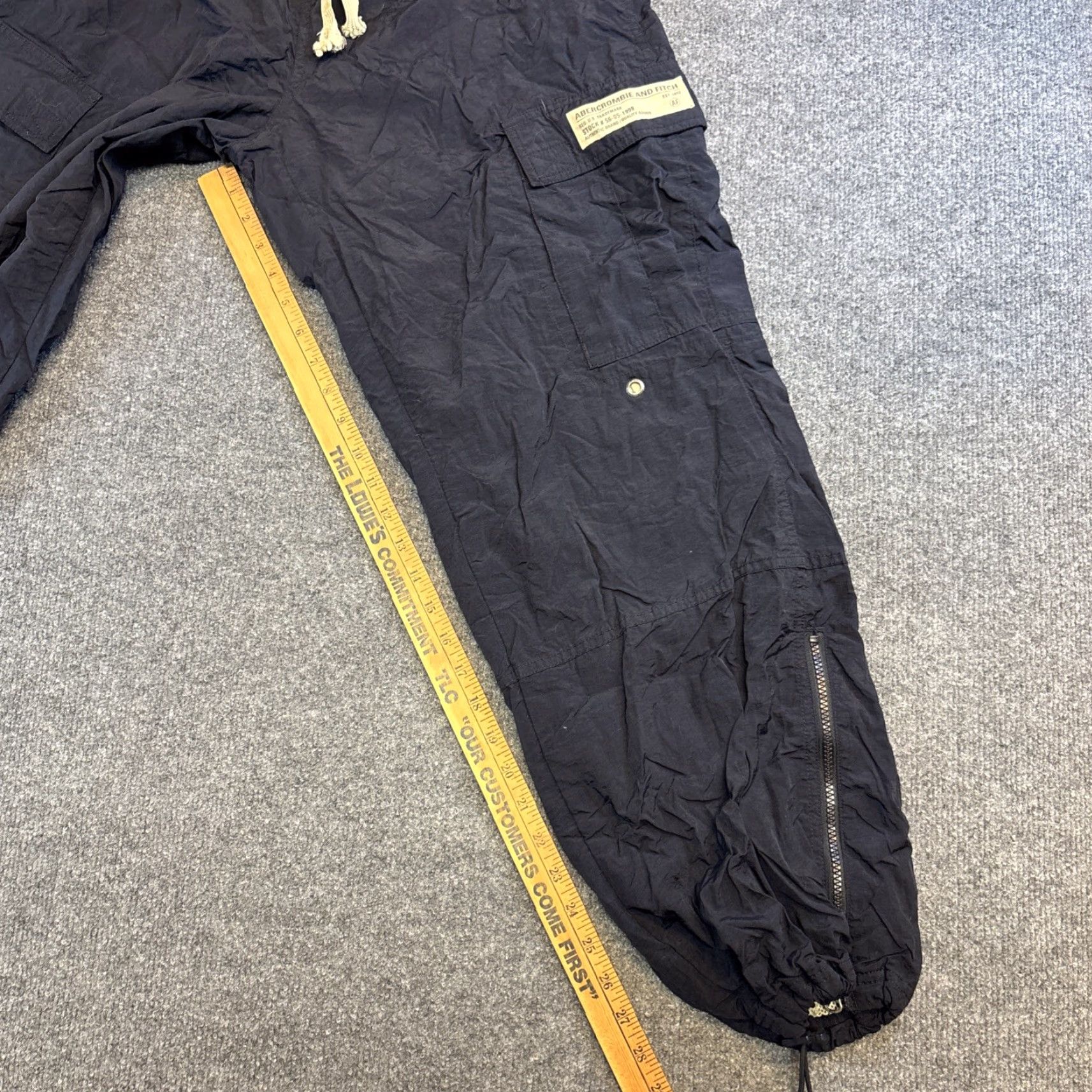 Abercrombie & Fitch VINTAGE Abercrombie & Fitch Parachute Track Pants Men’s S Black Pants Mens Small Black Track Pants Vintage Parachute Activewear S Size US 29 - 5 Thumbnail