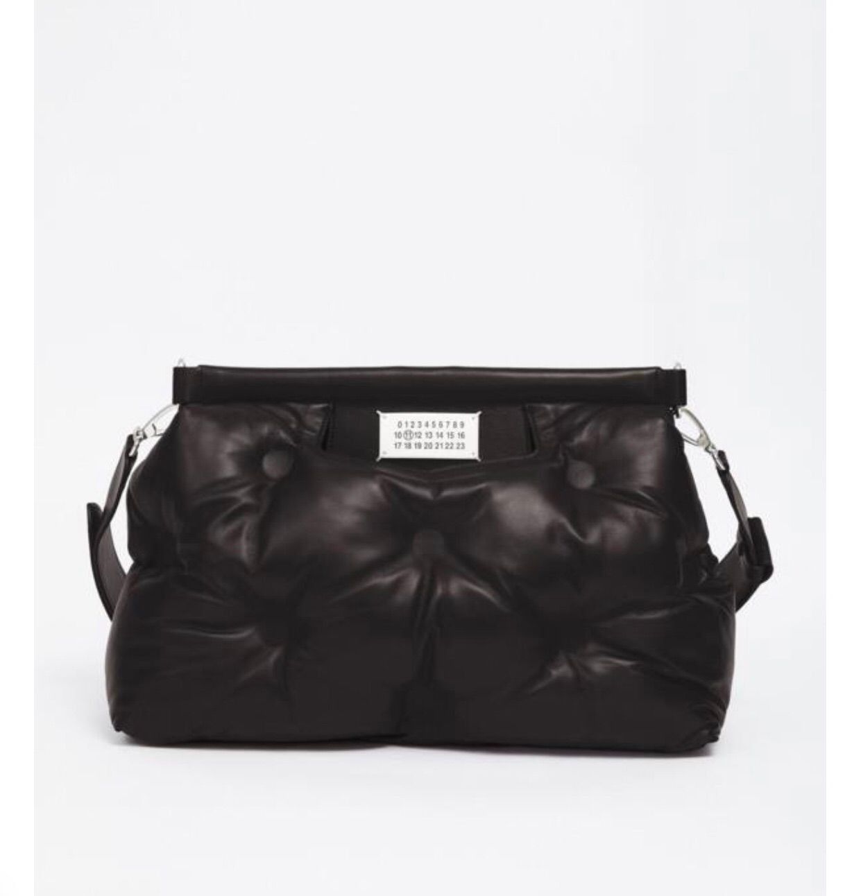 Maison Margiela o1bcso1str0526 Size: OS/Glam Slam Classique Medium Bag Black Size ONE SIZE - 1 Thumbnail