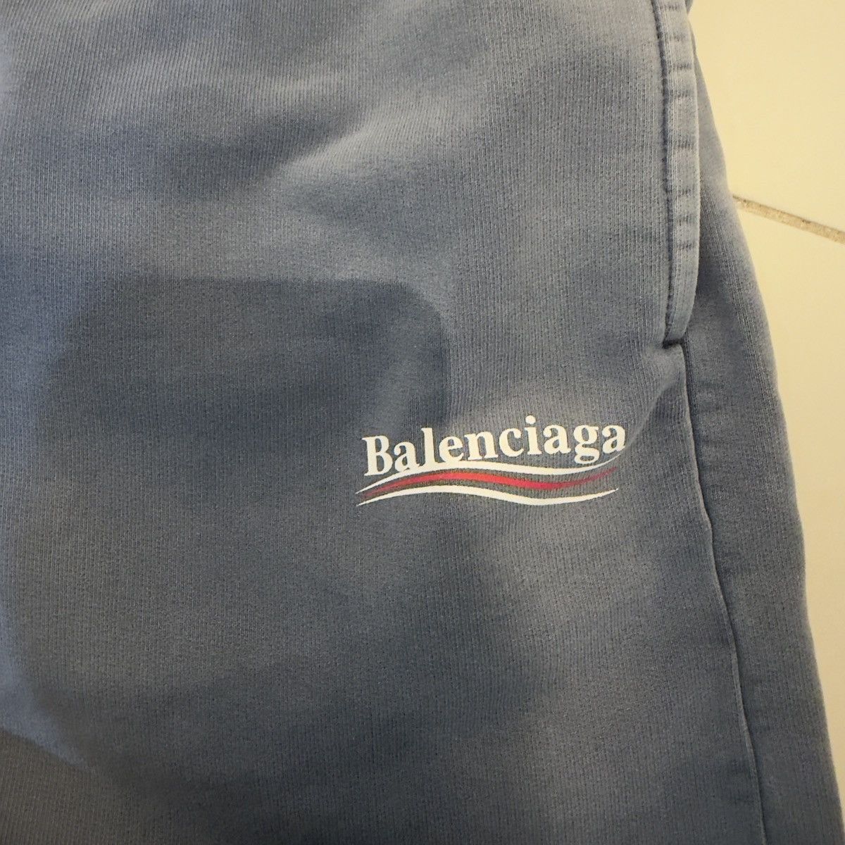 Balenciaga Balenciaga Campaign Sweat Shorts XXS 🚫READ DESCRIPTION Size US 34 / EU 50 - 2 Thumbnail