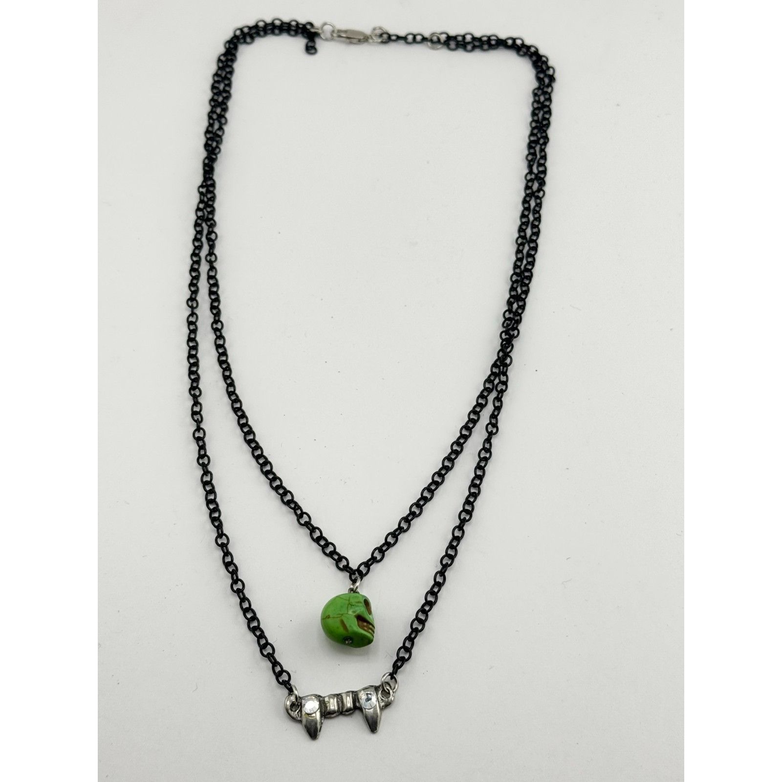 Vintage Green Howlite stone skull rhinestone fangs double chain Hall Size ONE SIZE - 3 Thumbnail
