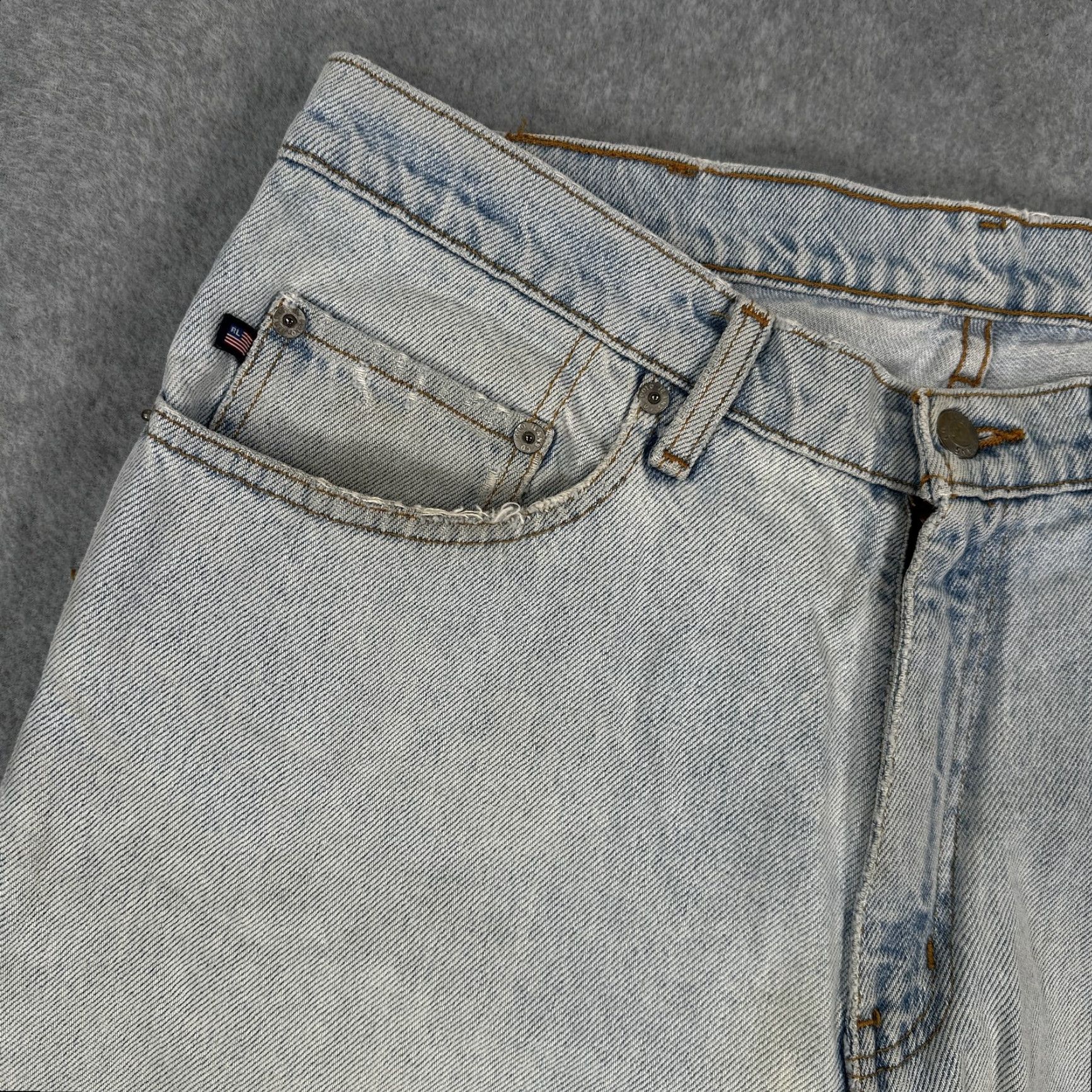 Vintage VINTAGE Polo Jeans Co RL Jeans Mens 34x30 Light Blue Relaxed Fit Distressed 90s Jeans Mens Regular 34 Inseam 30 Distressed Size US S / EU 44-46 / 1 - 3 Thumbnail