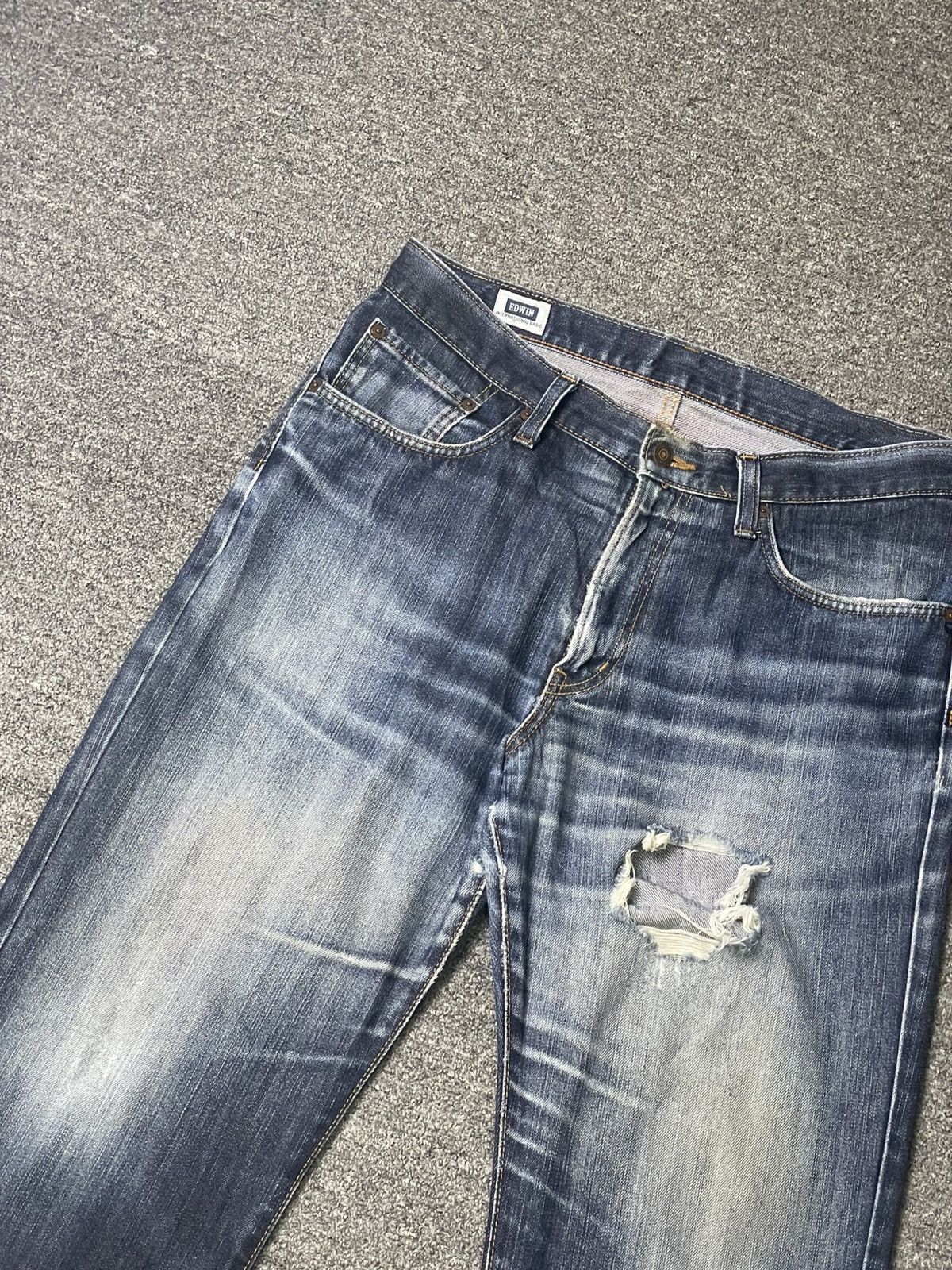 Edwin × Vintage Vintage EDWIN 404 Ripped Straight Cut Jeans (92) Size US 34 / EU 50 - 4 Thumbnail