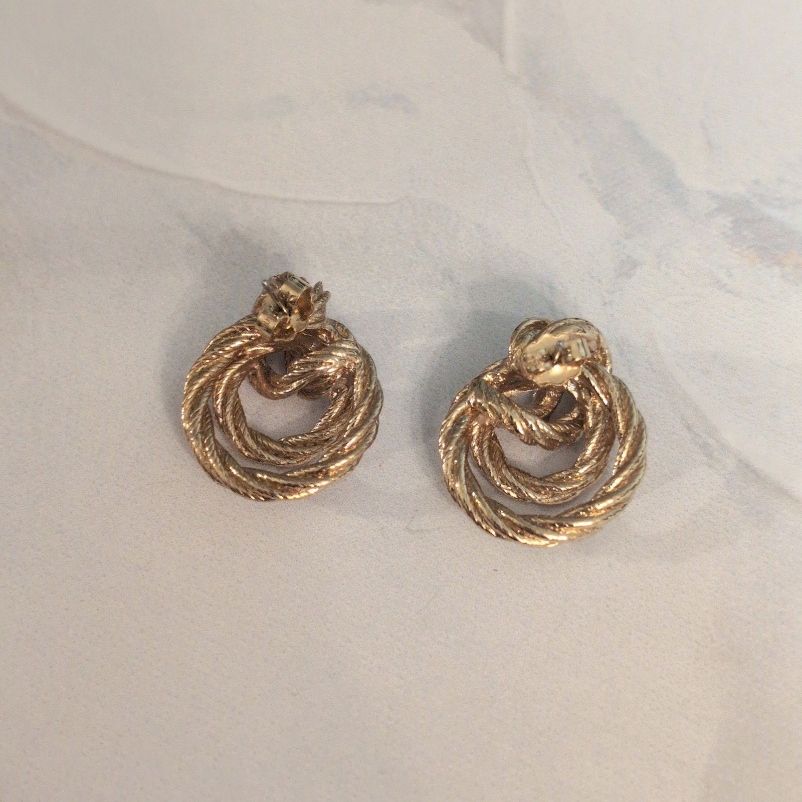 Other Elegant VTG 1980s Gold-Tone Braided Knot Pierced Earrings Size ONE SIZE - 5 Thumbnail