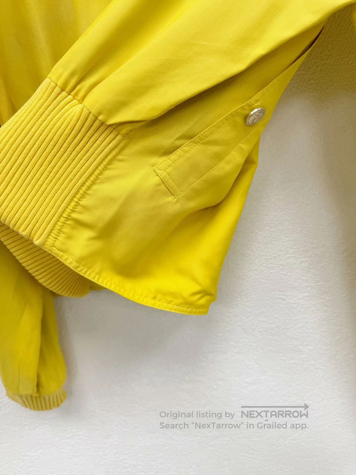 Versace versace silk outerwear jacket in yellow. Size US L / EU 52-54 / 3 - 5 Thumbnail