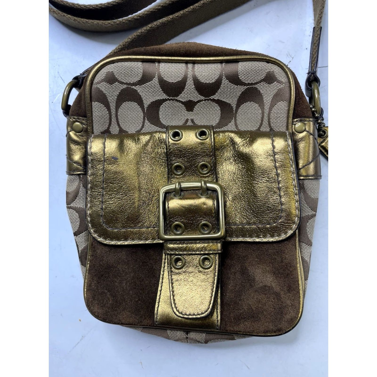Coach VINTAGE Coach Signature Canvas & Brown Suede Gold Crossbody Bag Small Women's Tan Brown Gold Canvas Leather, Cross-Body Strap, Zip Closure, 1497 Size ONE SIZE - 4 Thumbnail