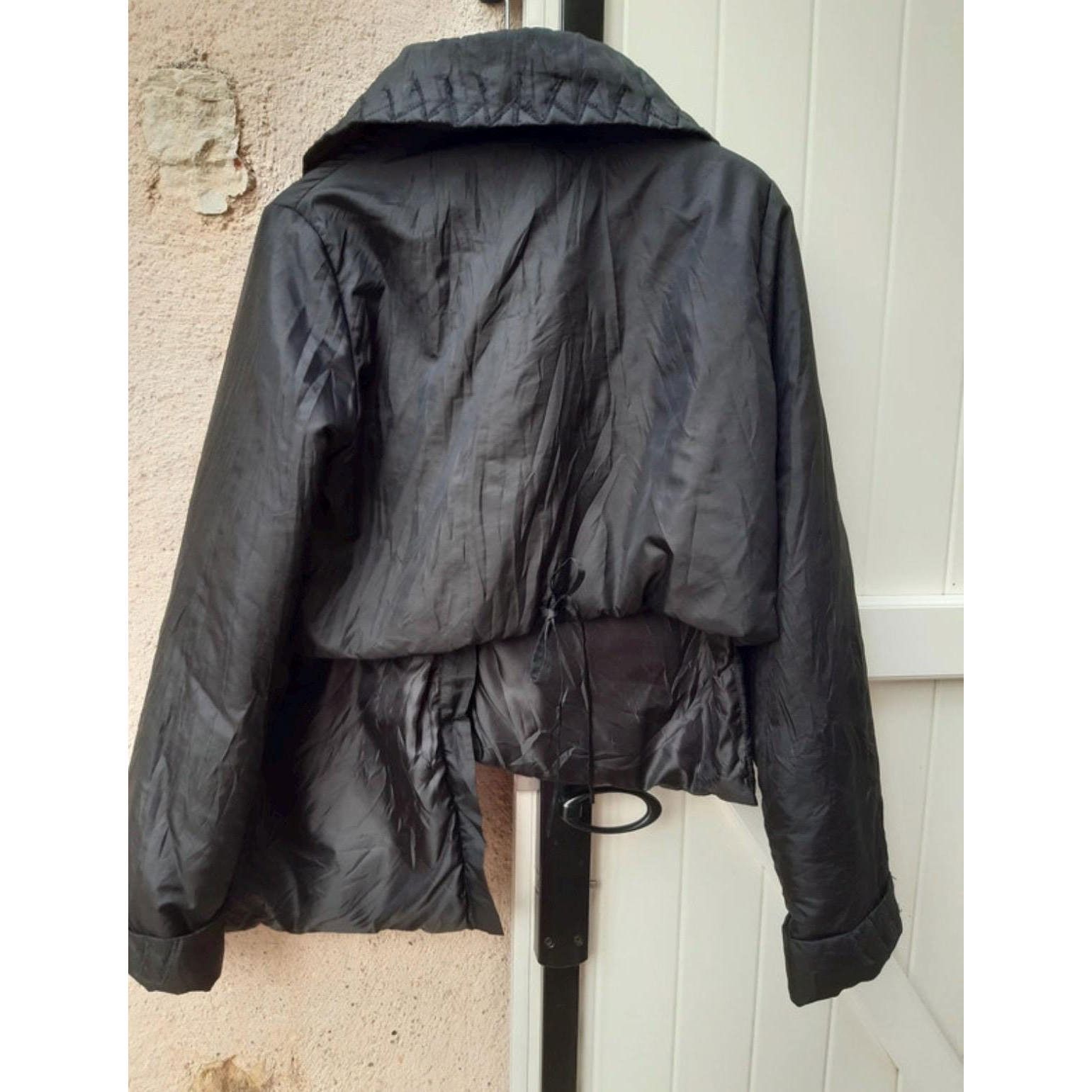 Other The Asymmetrical Puffer Jacket Size ONE SIZE - 6 Thumbnail