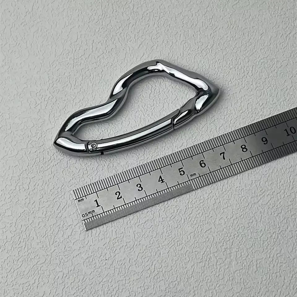 Japanese Brand Silver Jeans Carabiner Belt Loop Size ONE SIZE - 1 Thumbnail