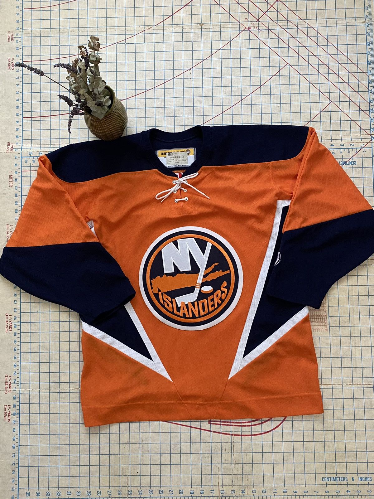 Koho × NHL Koho New York Islanders 2006-07 Orange Size Medium Size US M / EU 48-50 / 2 - 2 Thumbnail