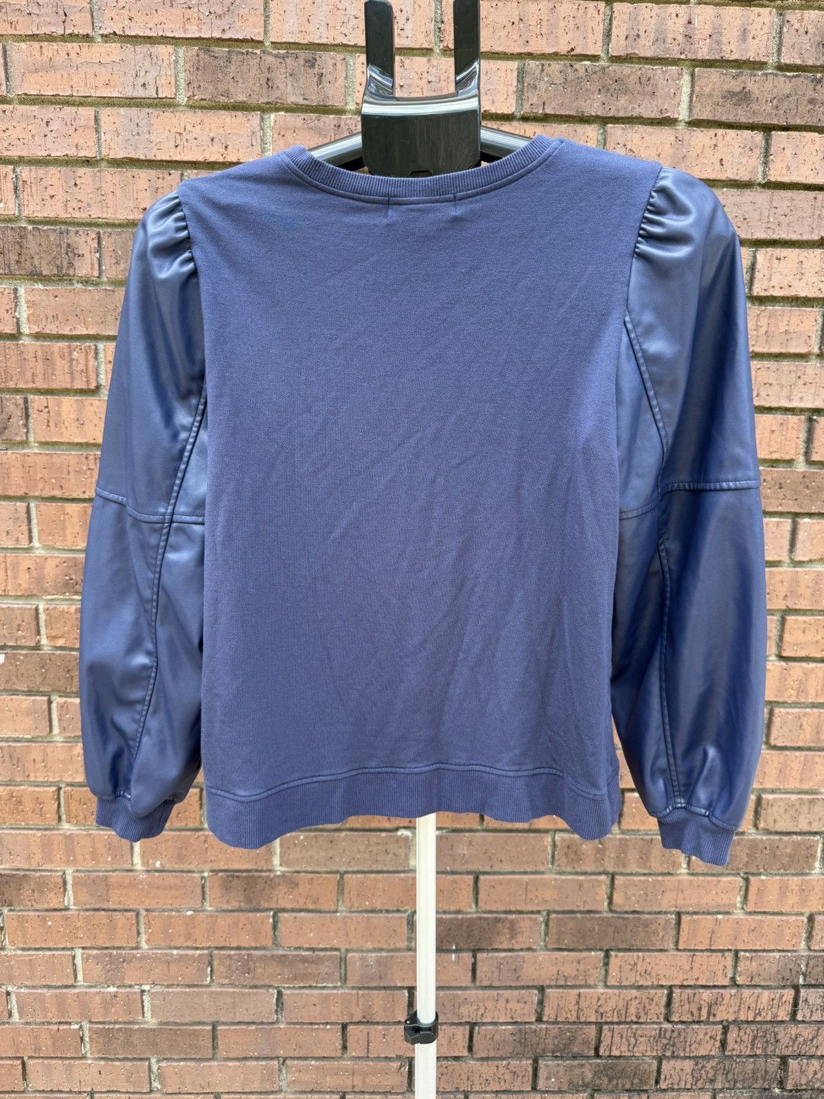 Generation Love Generation Love Finley Faux Leather Sleeve Sweatshirt Navy Size S / US 4 / IT 40 - 4 Thumbnail