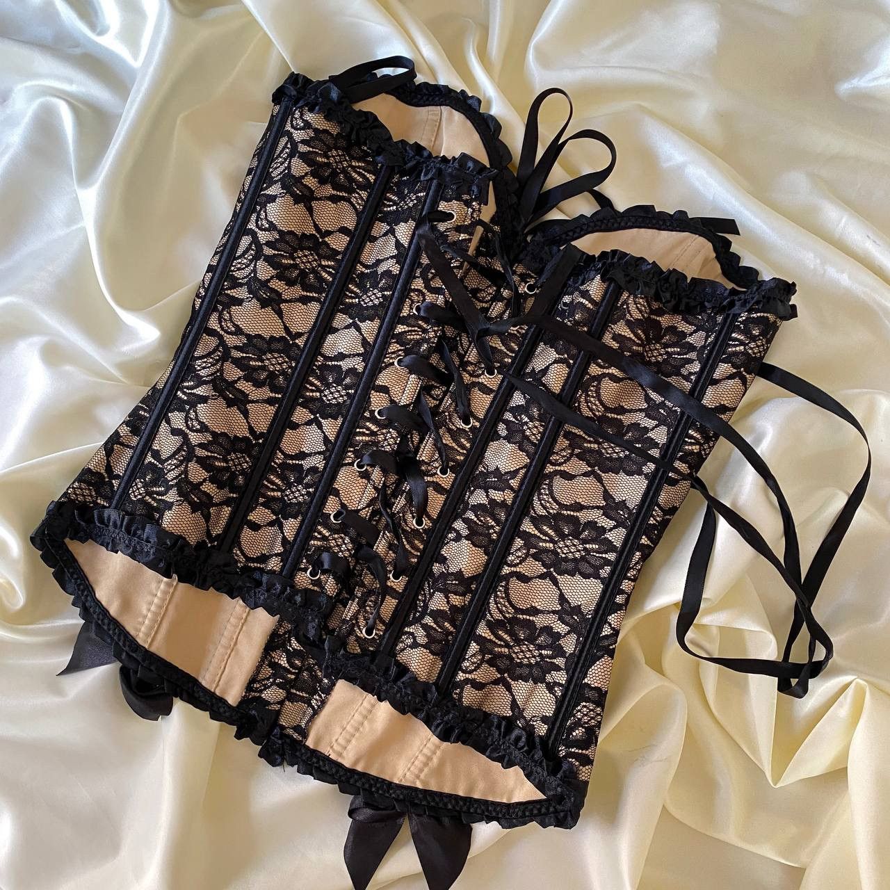 Vintage Vintage brown lace corset Size S / US 4 / IT 40 - 6 Thumbnail