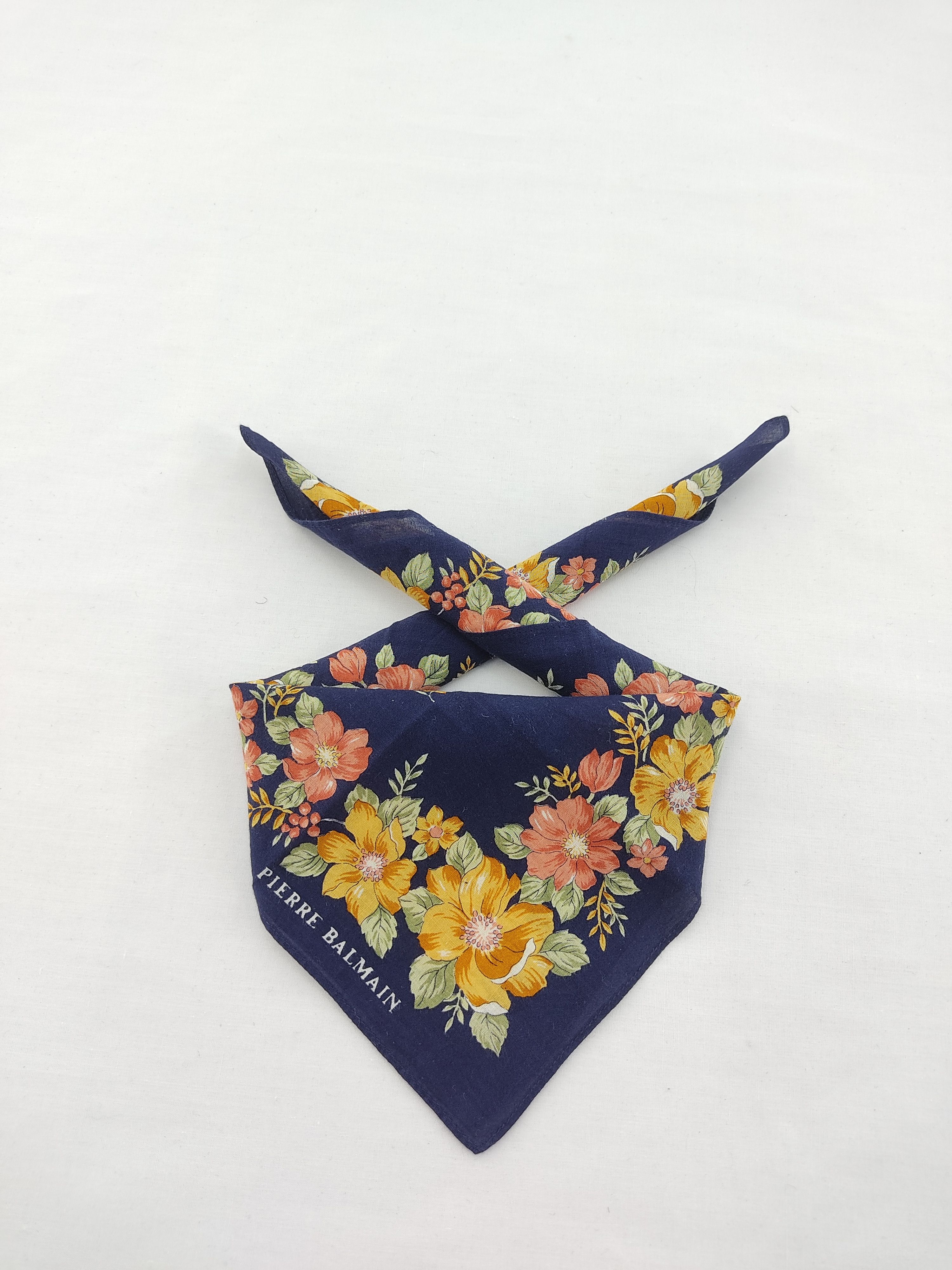 Pierre Balmain × Vintage Vintage Pierre Balmain Handkerchief / Neckwear / Bandana Size ONE SIZE - 1 Thumbnail