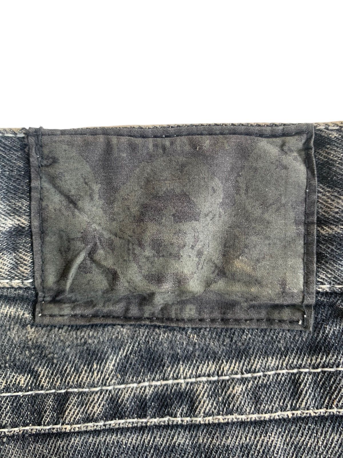 LOWBOX FLARE💥 LOMBOX RUSTY JAPANESE PUNK DISTRESSED DENIM☠️🎌 Size US 33 - 15 Thumbnail