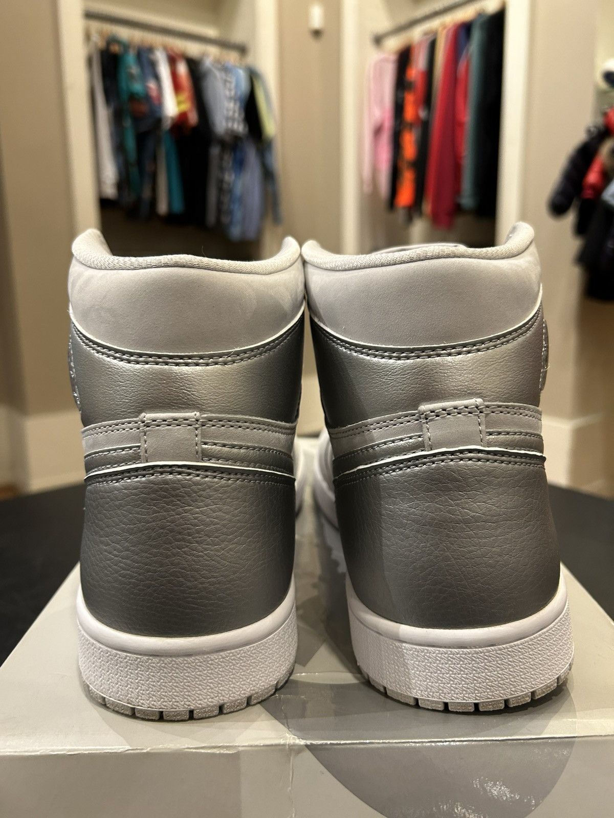 Jordan Brand Jordan 1 Retro High CO.JP Neutral Grey Size US 10.5 / EU 43-44 - 3 Thumbnail