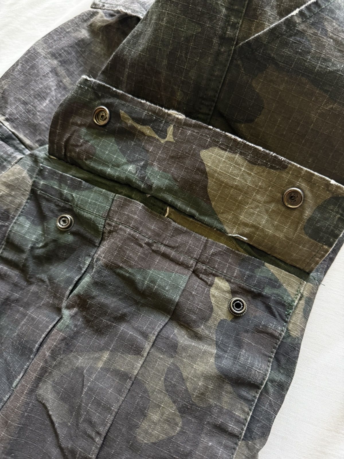 Other Persona Clothing Y2K Eden Camo Shorts Size US 29 - 10 Thumbnail