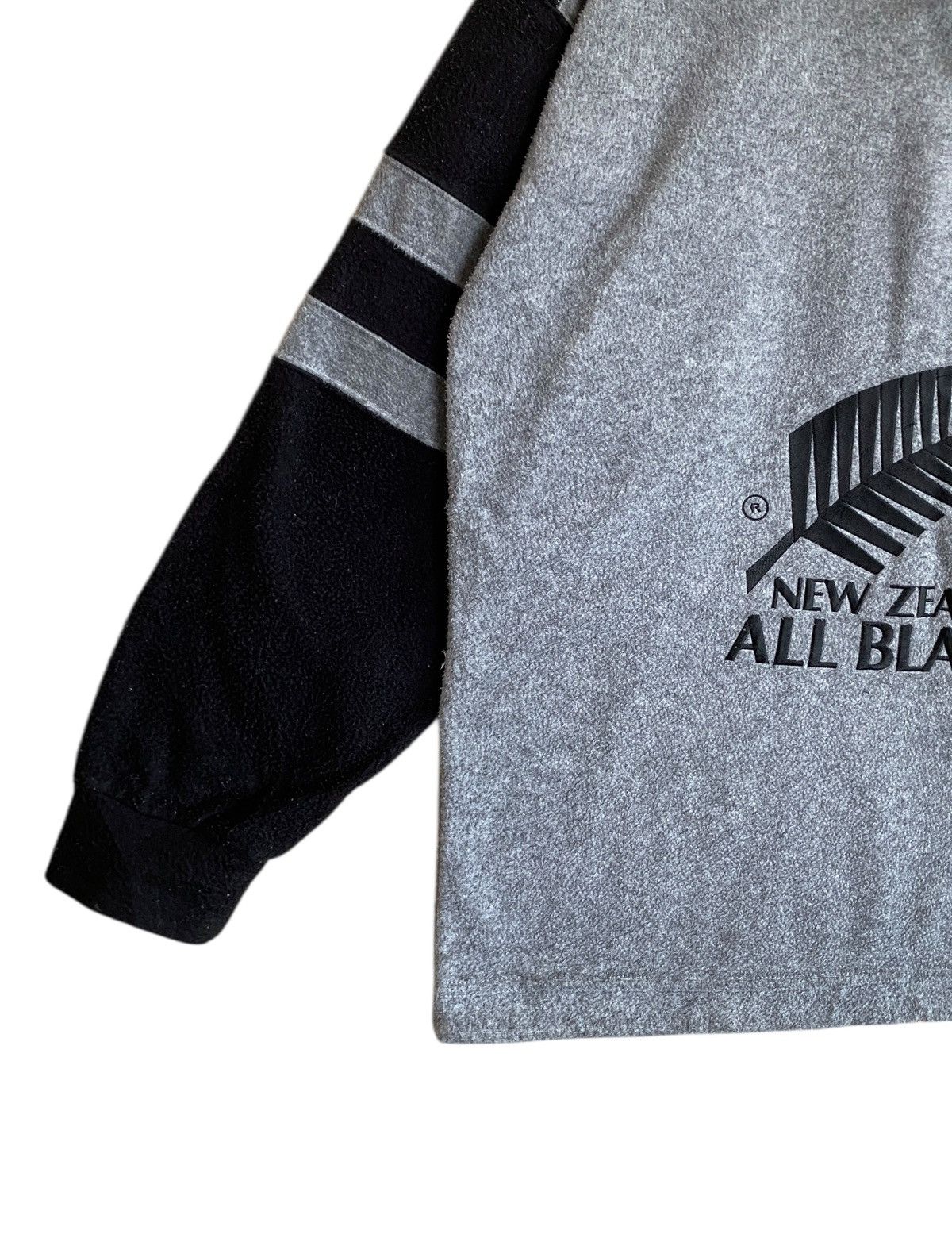 Canterbury of New Zealand Vintage Brand Canterbury New Zealand Half Zipper 1990s Size US L / EU 52-54 / 3 - 3 Thumbnail
