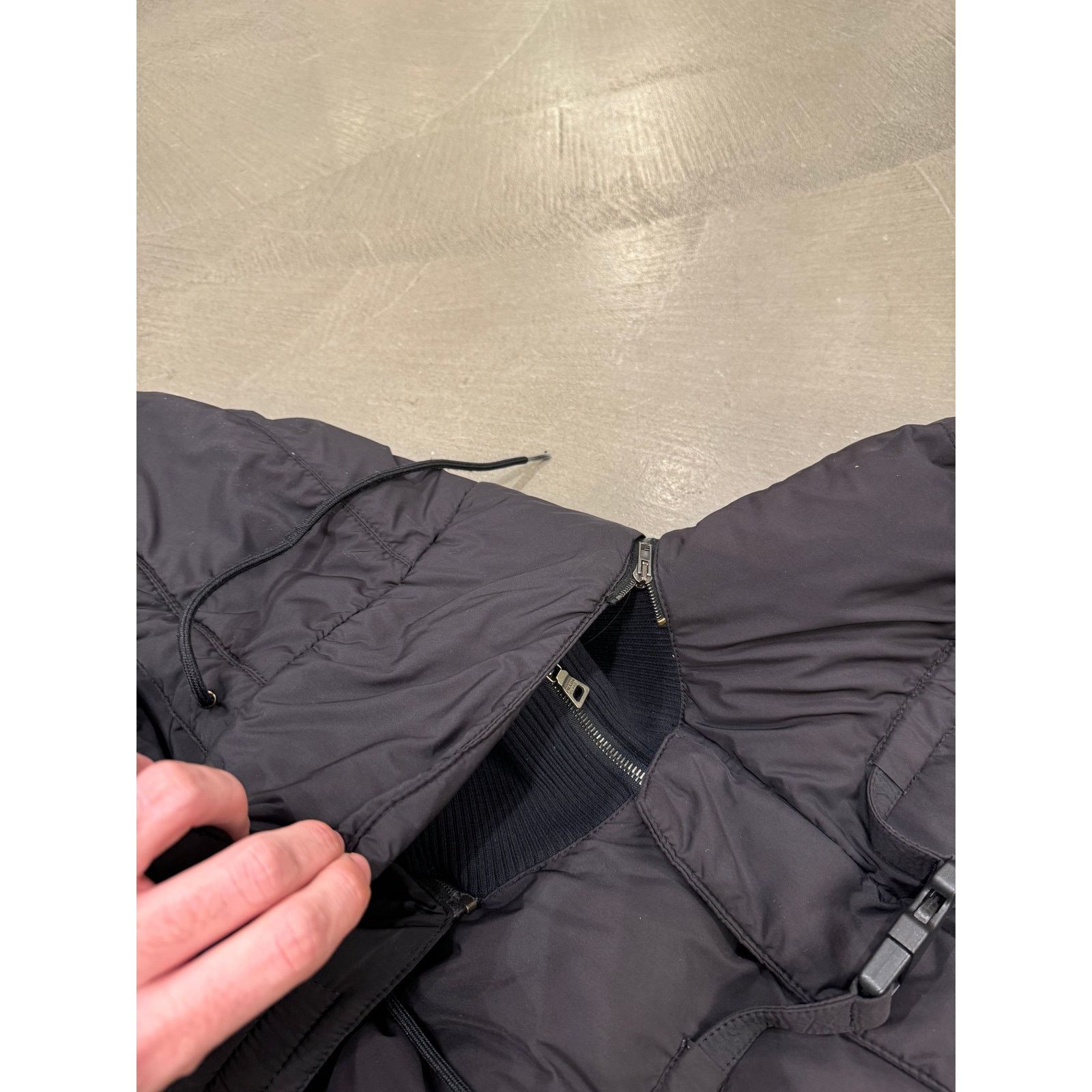 Helmut Lang 2005 Helmut Lang bondage belted puffer jacket Size US L / EU 52-54 / 3 - 7 Thumbnail
