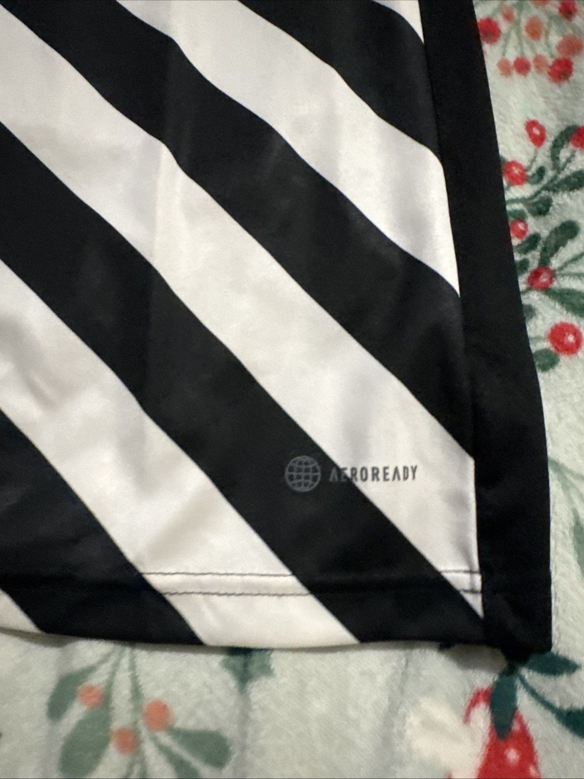Adidas Adidas Entrada 22 Jersey Black & White Men’s Size Large Soc Size US L / EU 52-54 / 3 - 6 Thumbnail