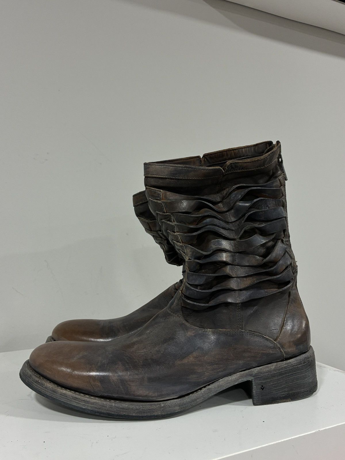 John Varvatos Distressed Artisan Boot Size 10 Size US 10 / EU 43 - 4 Thumbnail