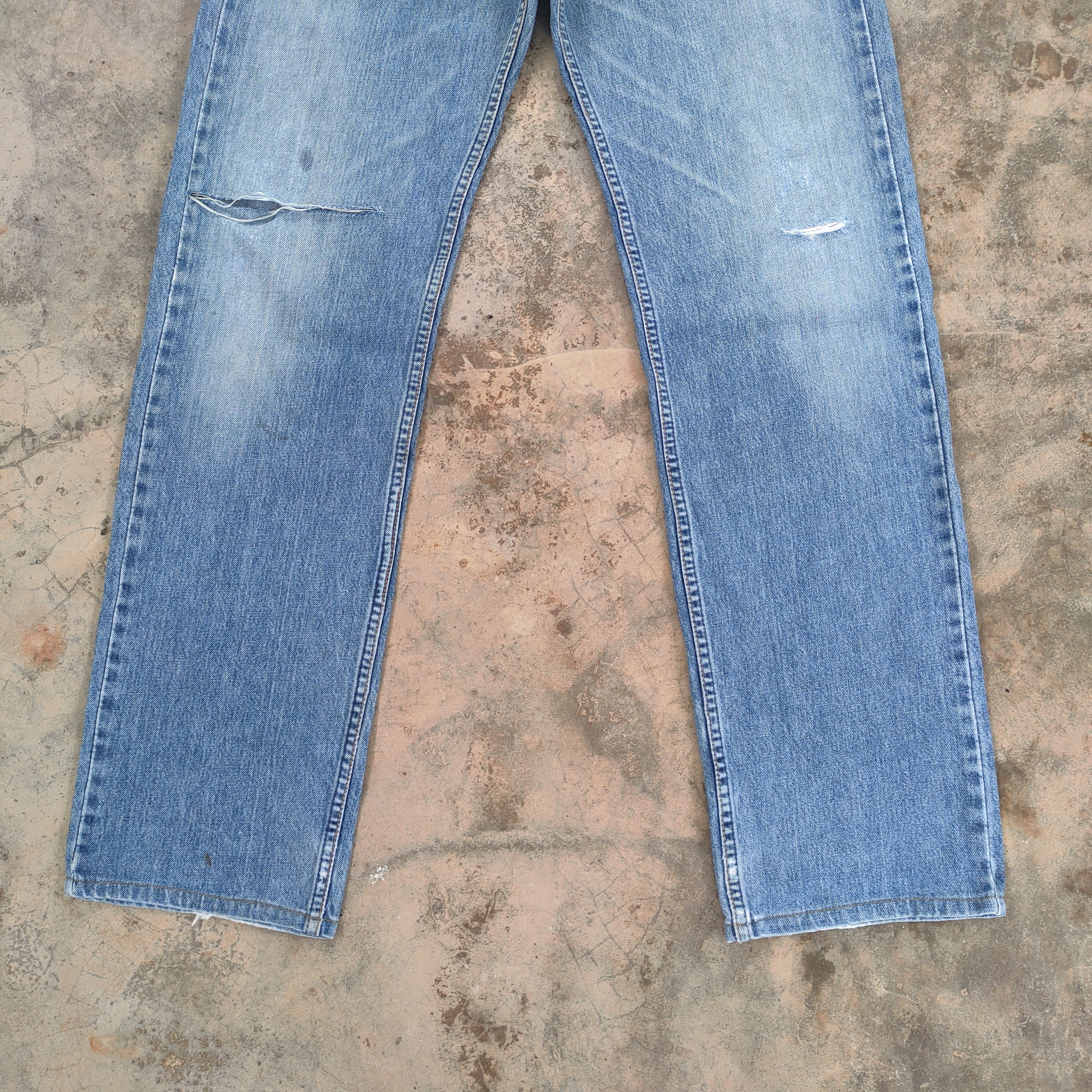 Levi's Vintage Clothing W32 VINTAGE LEVI'S 519 90' FADED DISTRESSED JEANS PANTS Size US 32 / EU 48 - 4 Thumbnail