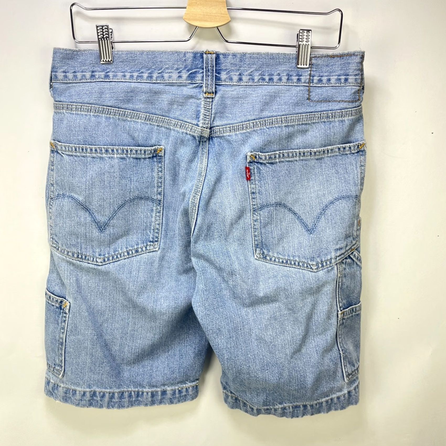 Levi's VINTAGE Levi's Light Wash Loose Carpenter Denim Jean Shorts 32 Mens 90s Hip Hop Movie Size US 32 / EU 48 - 2 Thumbnail