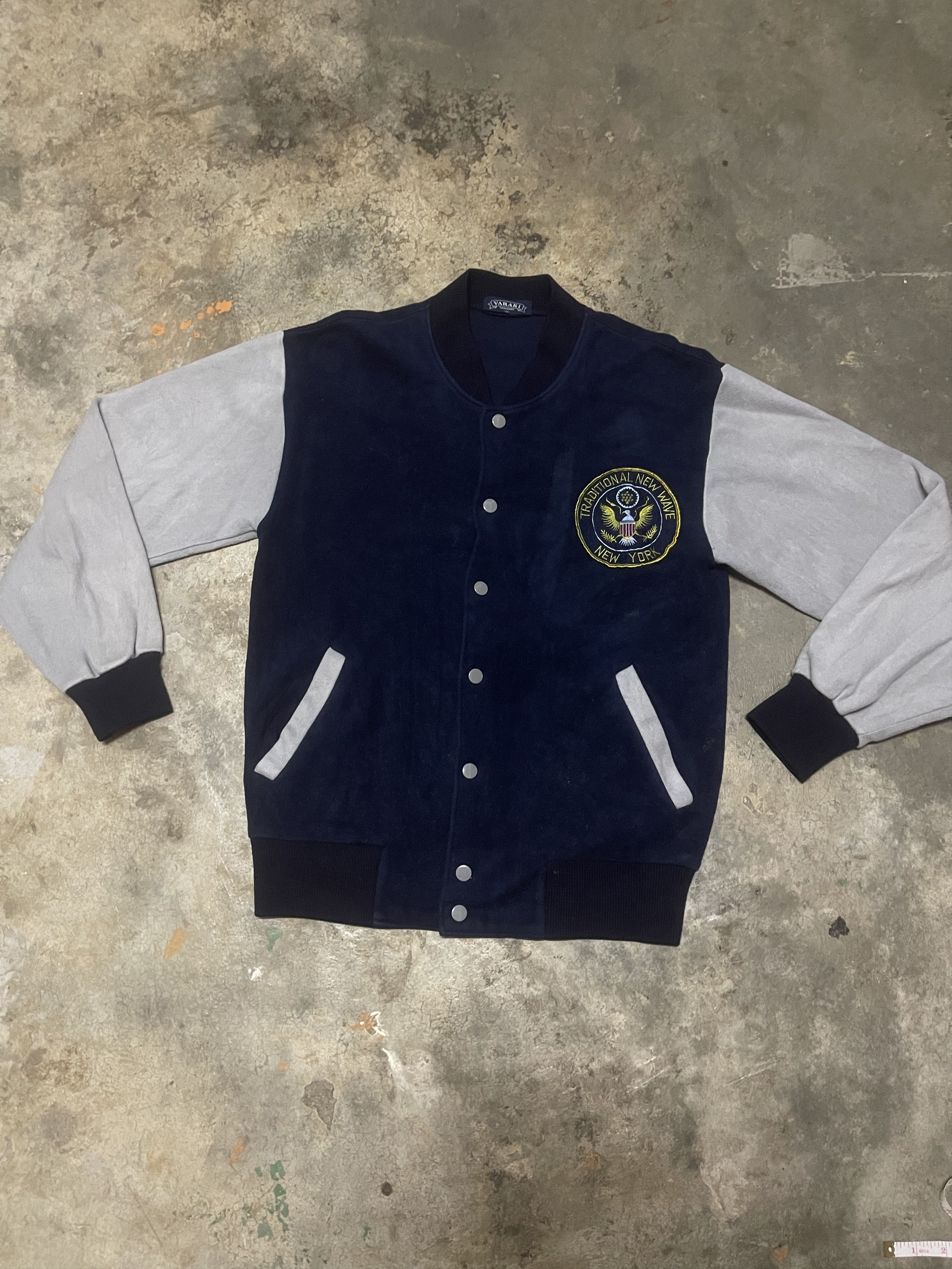 Vintage Varaki versity Size US M / EU 48-50 / 2 - 1 Thumbnail