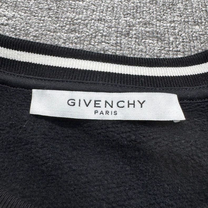 Givenchy Givenchy Embroidered Letter Short Sleeve Size US S / EU 44-46 / 1 - 3 Thumbnail