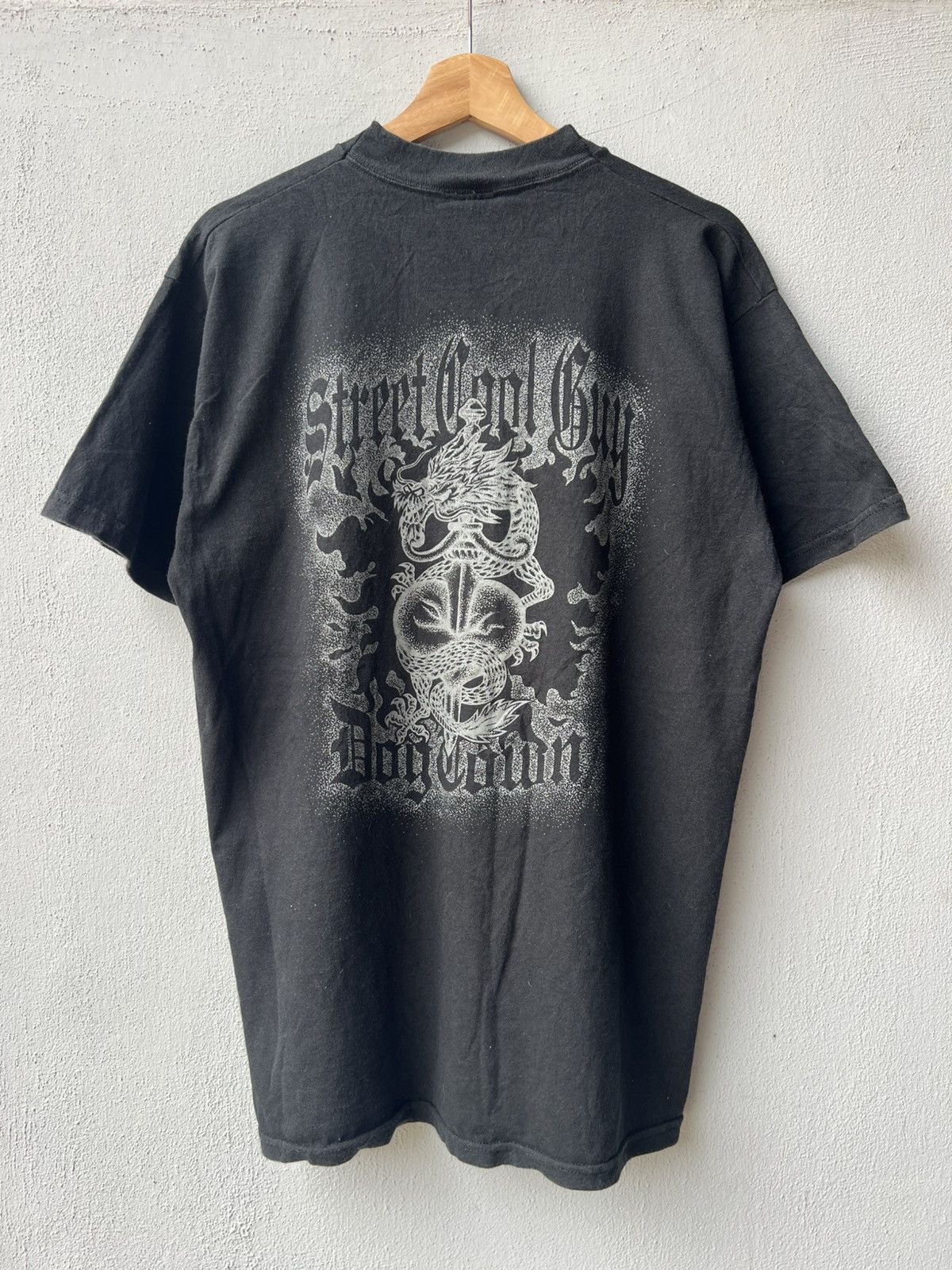 Dogtown Vintage 90s Dogtown Street Cool Guy Dragon Tee Size US L / EU 52-54 / 3 - 5 Thumbnail