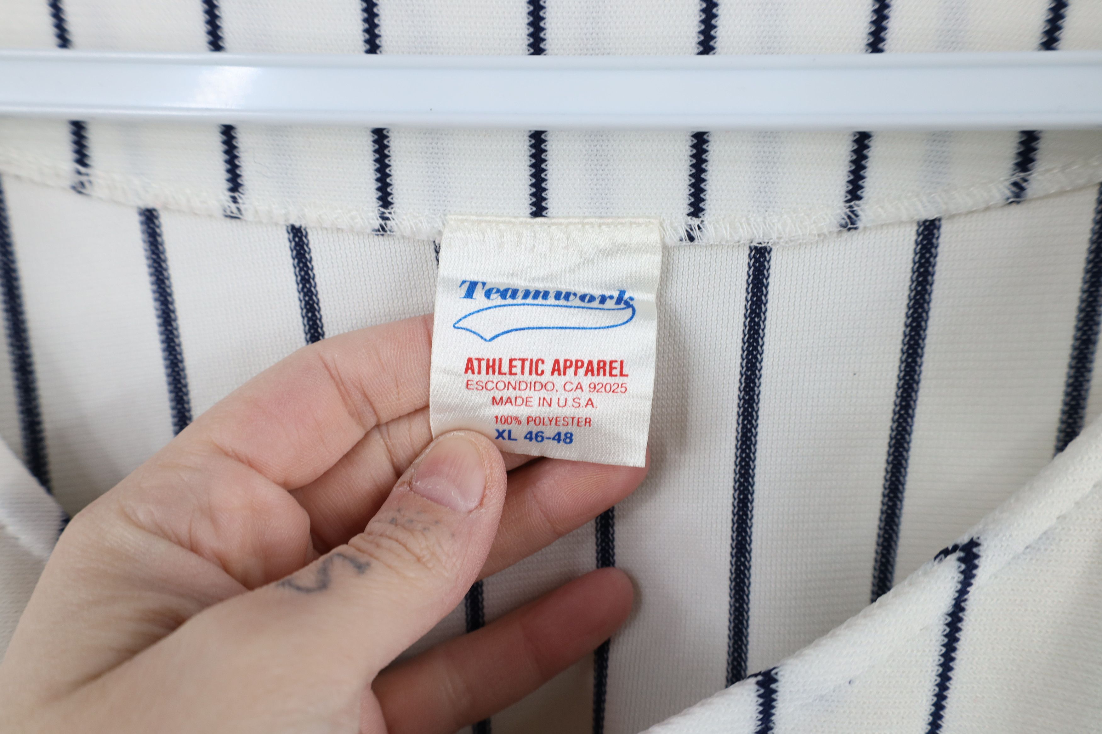 Vintage Vintage 90s Streetwear Pinstriped Baseball Jersey White USA Size US XL / EU 56 / 4 - 9 Thumbnail