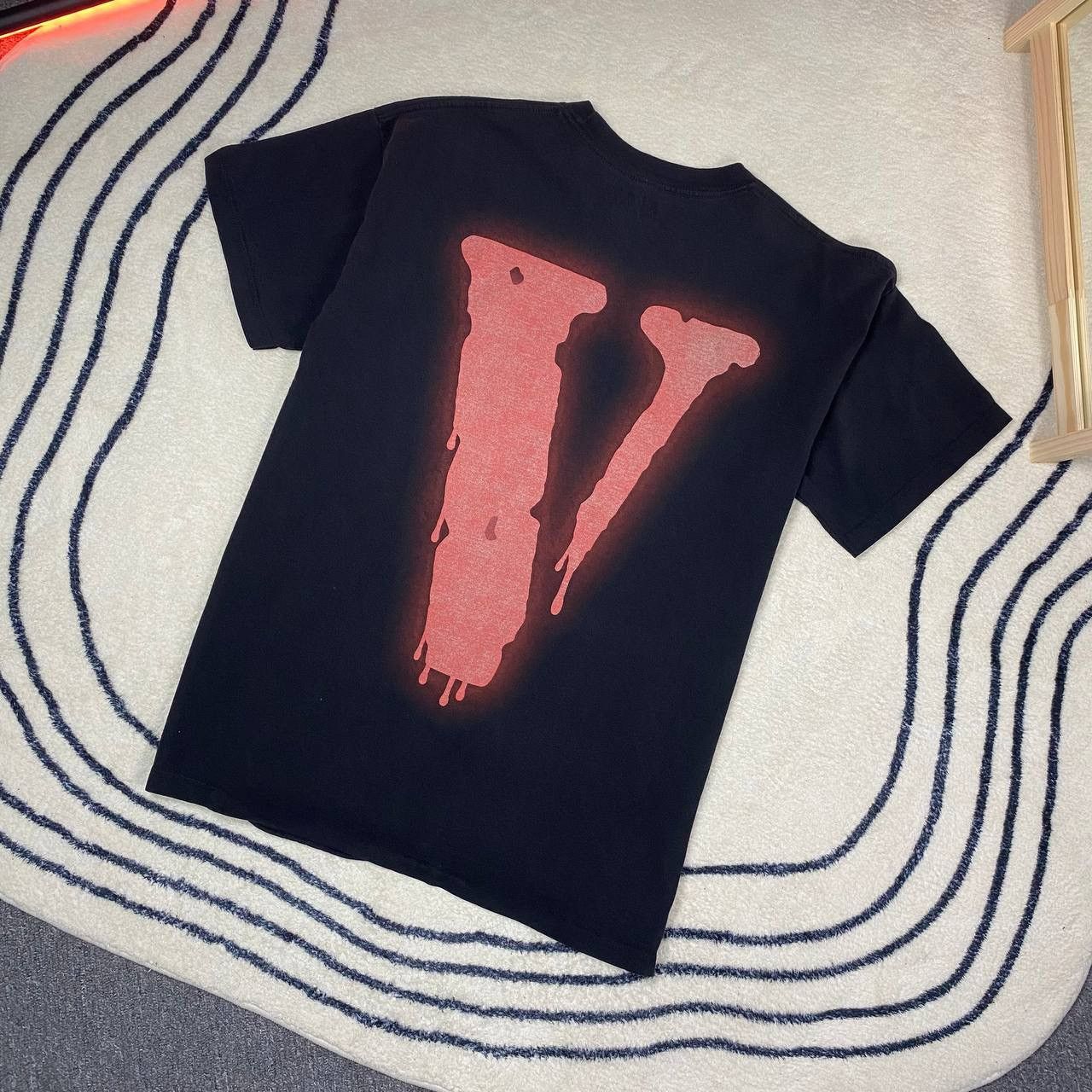 Japanese Brand × Vlone Vlone x Nav Bad Habits Black T-shirt Full Printed Size US L / EU 52-54 / 3 - 1 Thumbnail