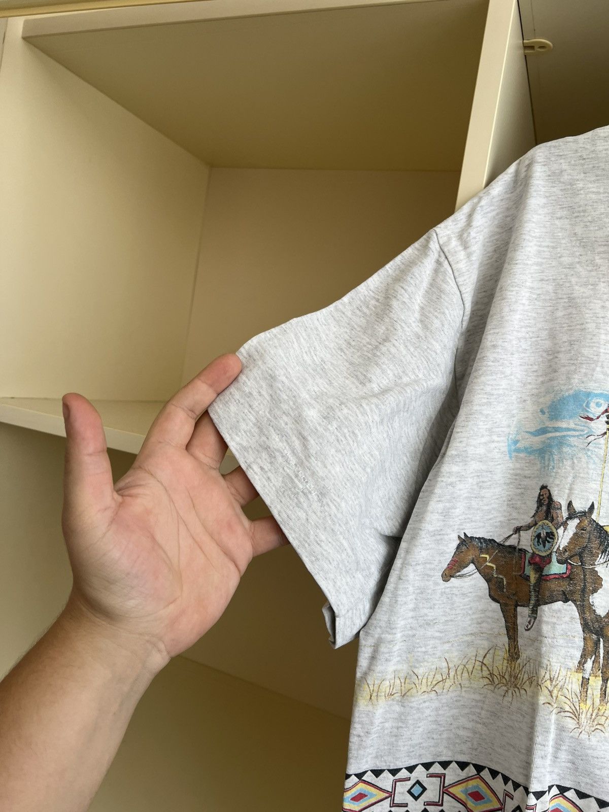 Vintage Vintage 90s St. Louis Native American T-Shirt Museum Size XL Size US XL / EU 56 / 4 - 14 Thumbnail