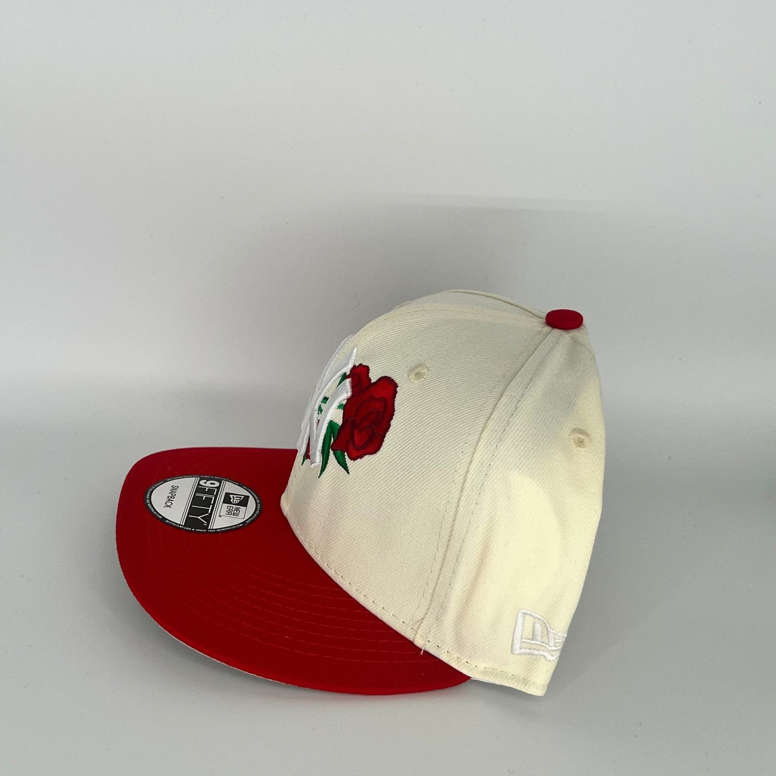 New Era White Red New York Yankees 1999 World Series New Era MLB Size ONE SIZE - 2 Thumbnail