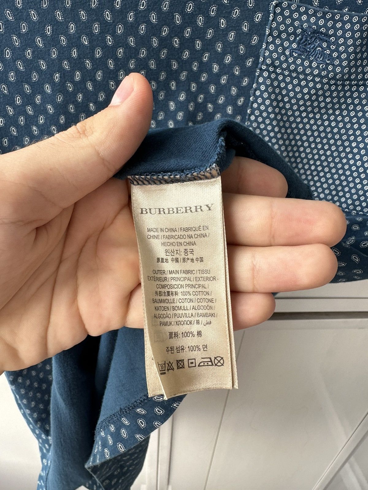 Burberry Vintage Burberry T-shirt Monogram Style Logo Size US L / EU 52-54 / 3 - 12 Thumbnail