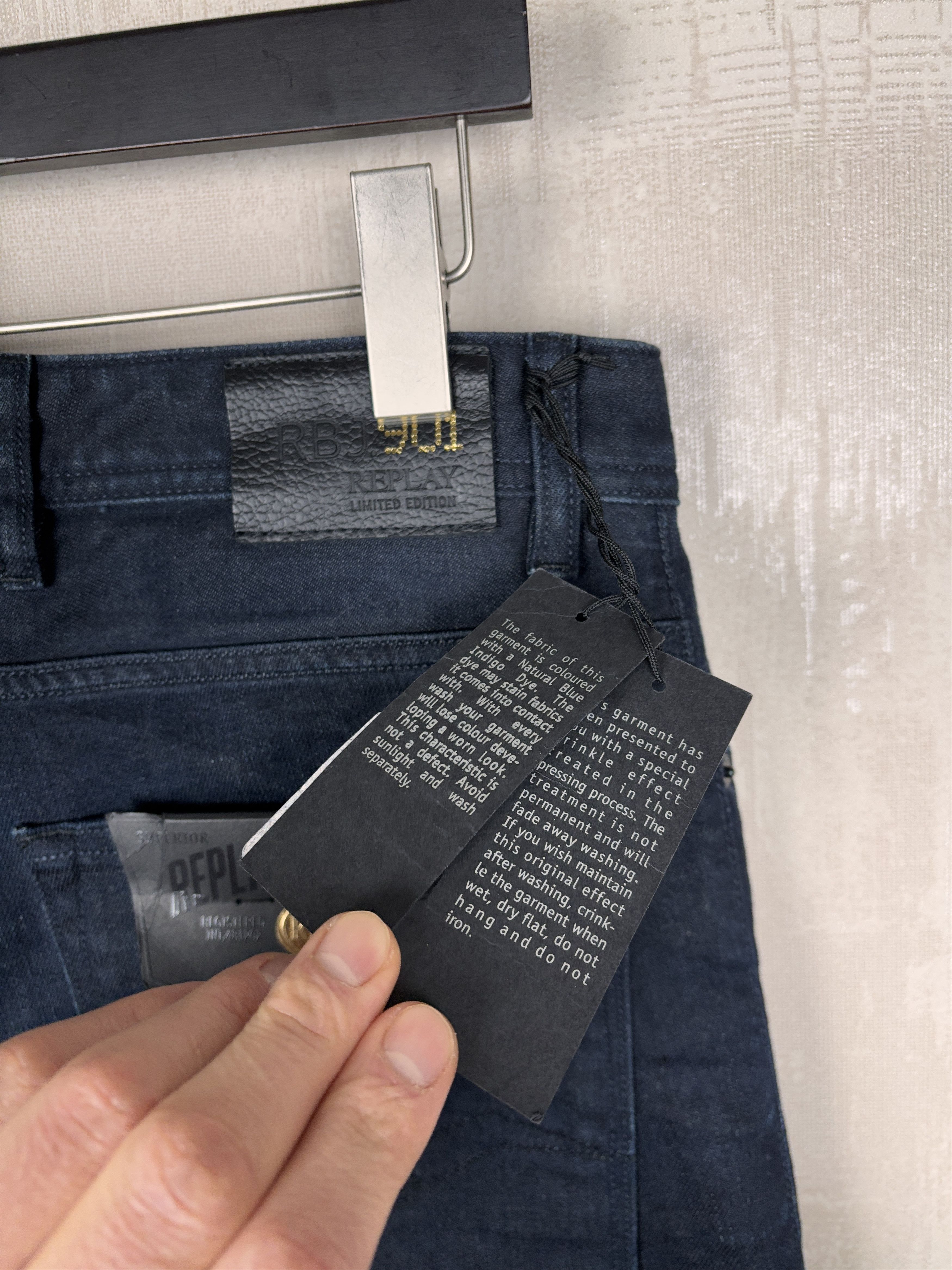 Replay Replay RBJ 901 Taper Jeans W 32 / L 34 Dark Blue RRP £ 125 Size US 32 / EU 48 - 8 Thumbnail